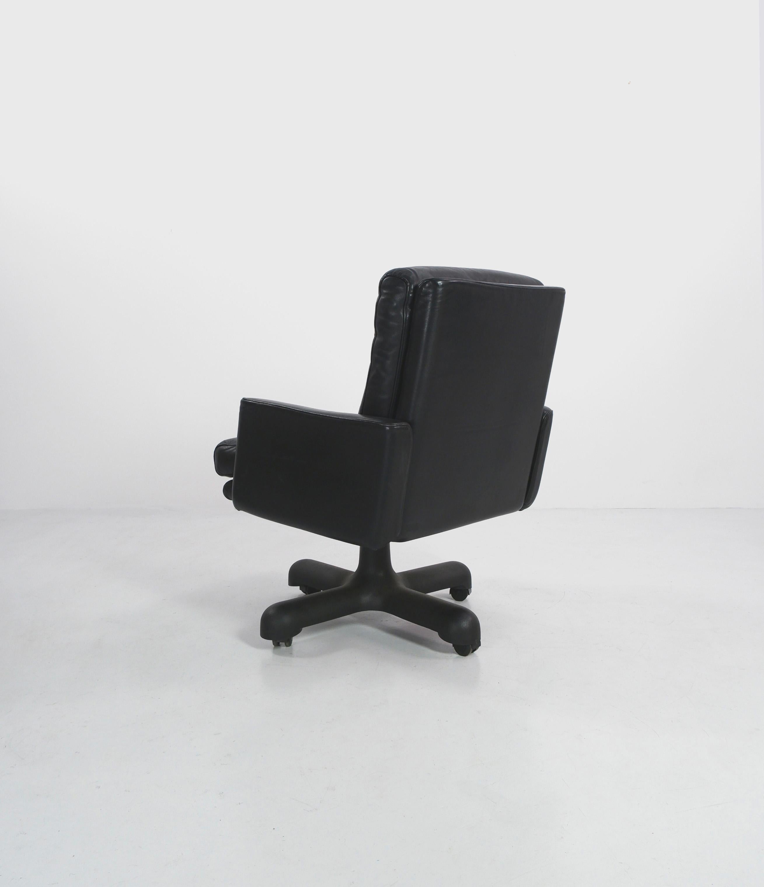 Leather Swivel Desk Chair, Italy, c.1980 In Good Condition For Sale In Surbiton, GB