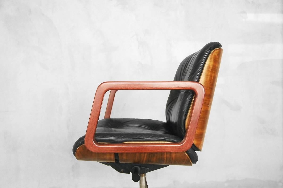 Leather Swivel Office Chair by Gordon Russel for Giroflex, 1970s In Good Condition In Warsaw, PL