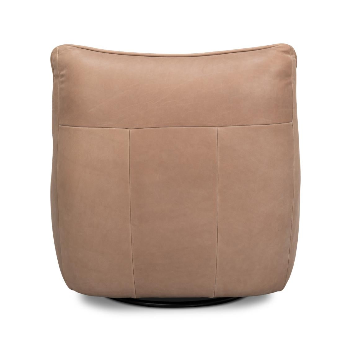 Asiatique Fauteuil pivotant en cuir en vente
