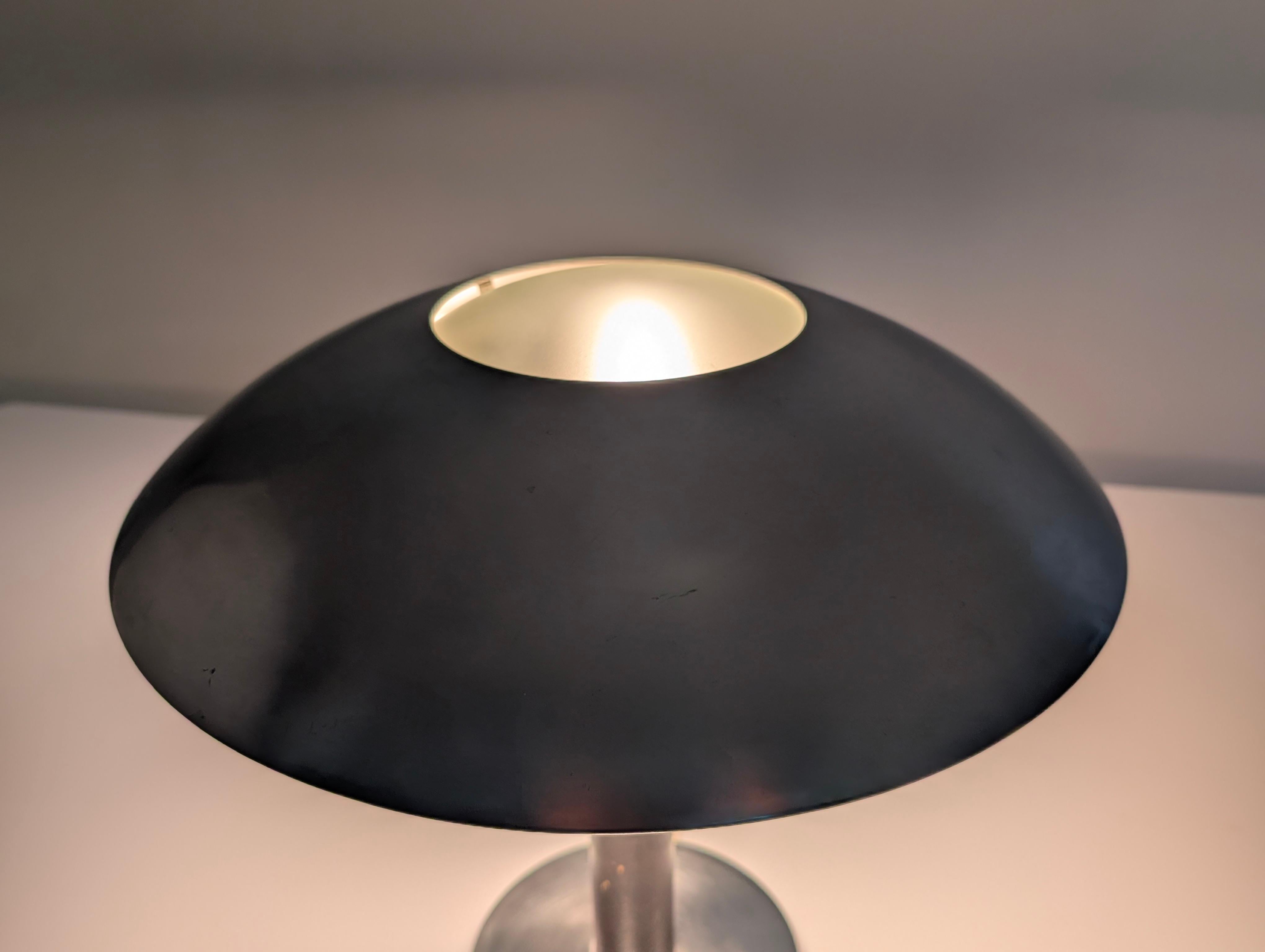 Lampada da tavolo in pelle di Metalarte, 1962 in vendita 5