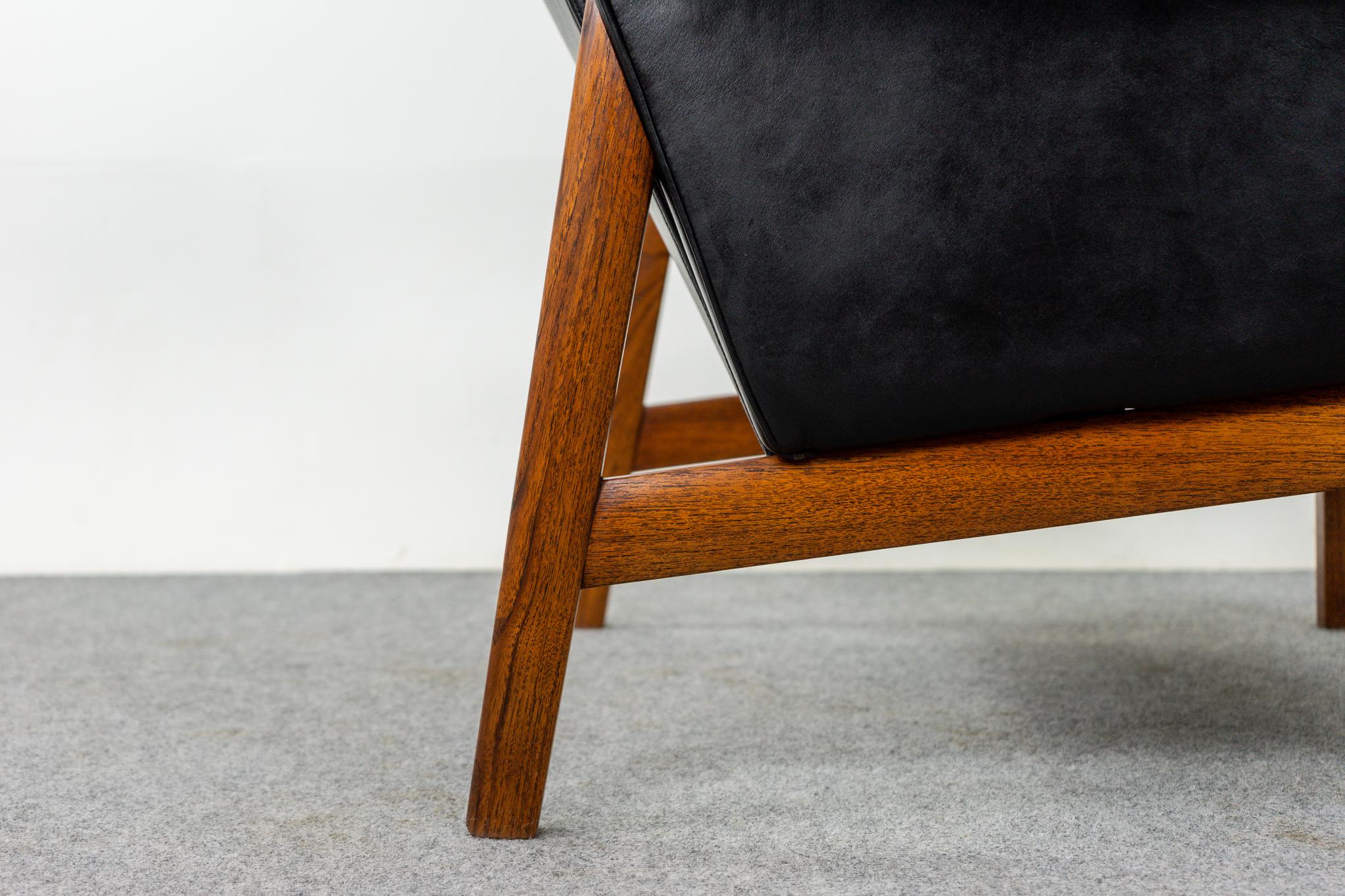 Leather & Teak Model 218 Jupiter Chair by Finn Juhl for France & Son 1