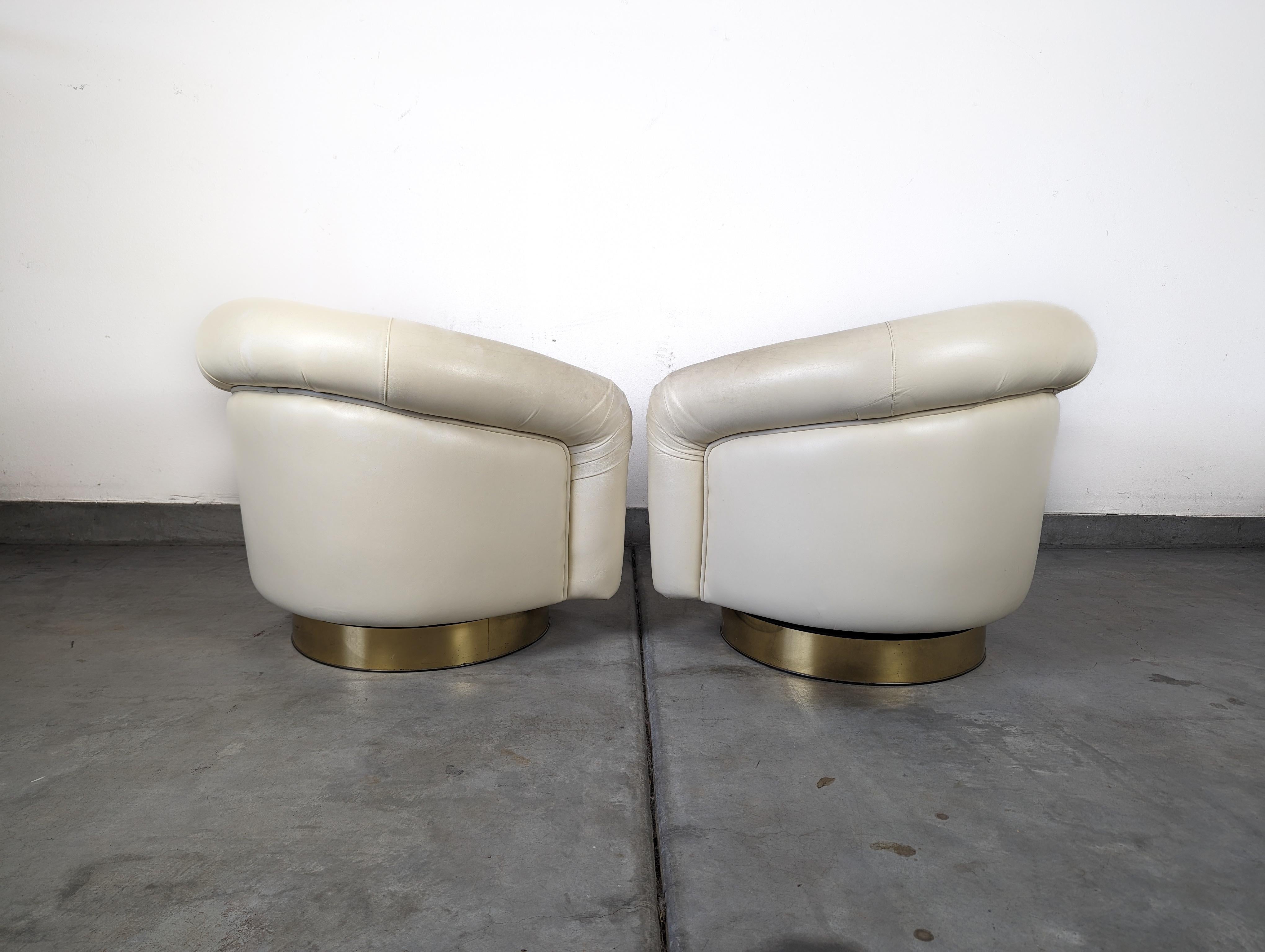 Mid-Century Modern Leather Tilt Swivel Lounge Chairs by Milo Baughman for Thayer Coggin, c1970s For Sale
