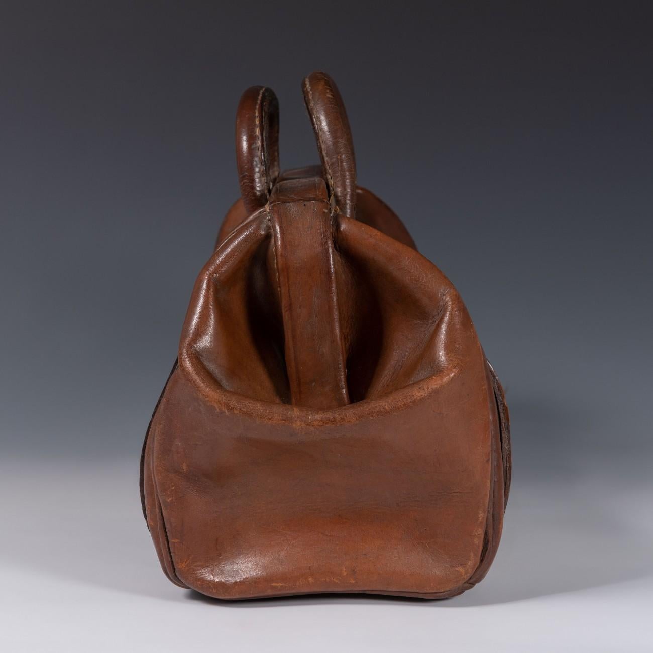 Early 20th Century Leather Tool, Cash or Brief Bag, circa 1920
