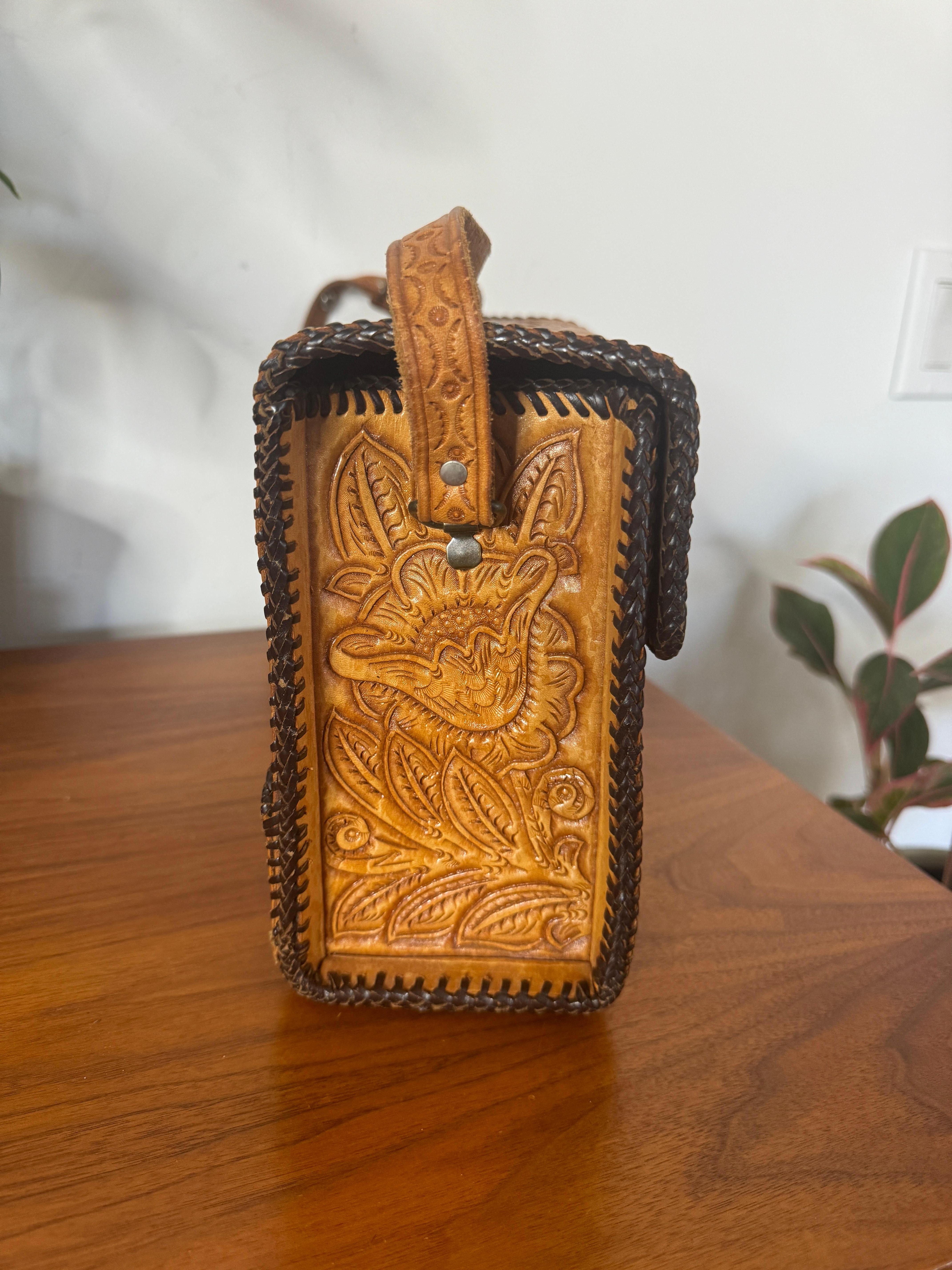 Sac à main en cuir toilé - Sac en cuir vieilli vintage en vente 1