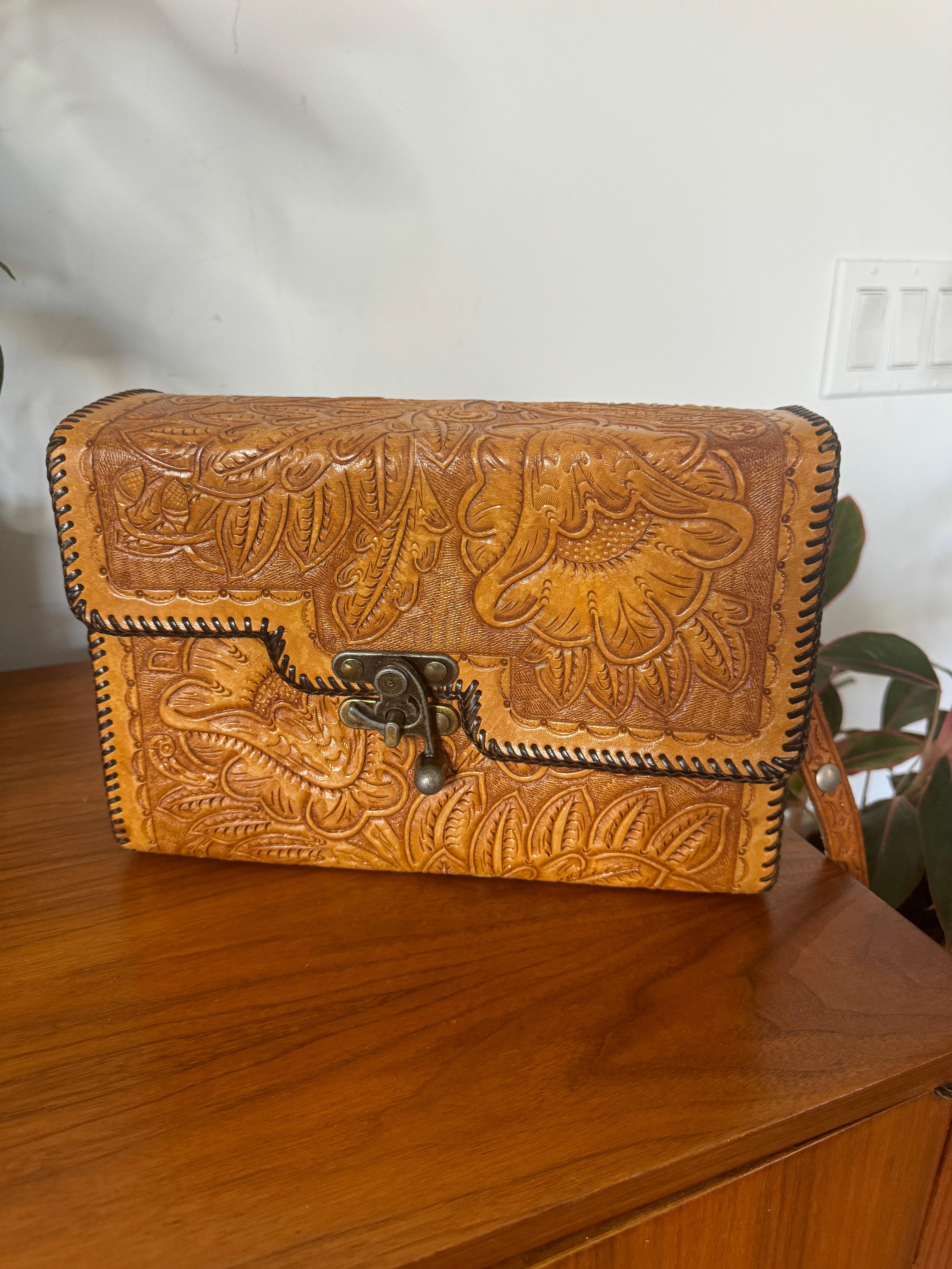 Sac à main en cuir toilé - Sac en cuir vieilli vintage en vente 3