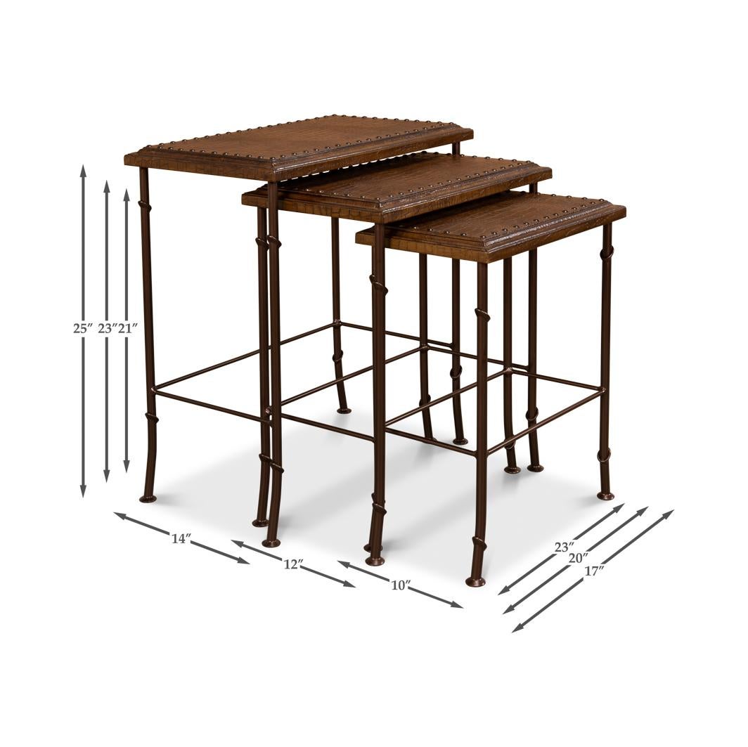 Tables gigognes en cuir en vente 3
