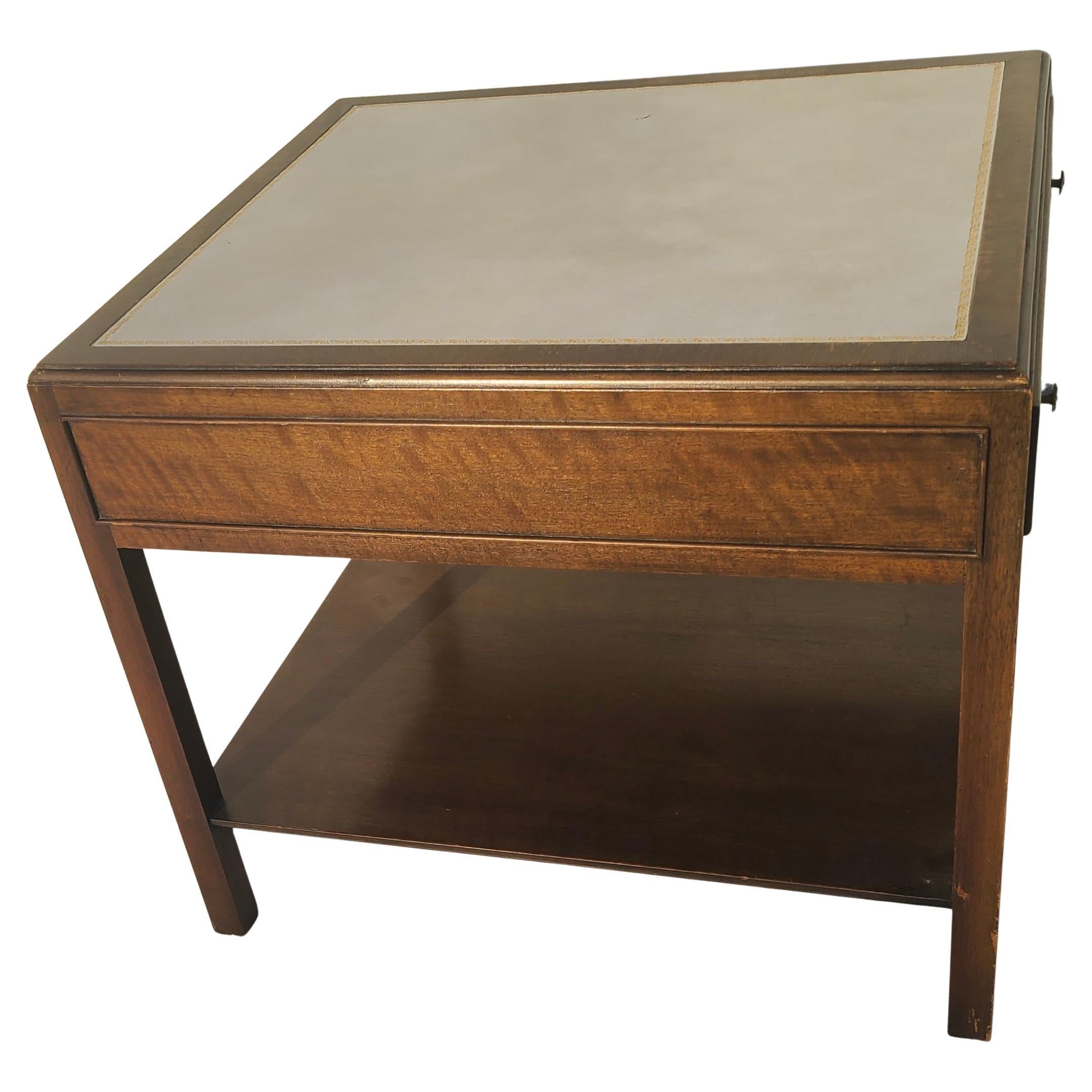 Lampe d'appoint en cuir par Johnson Furniture en vente 8