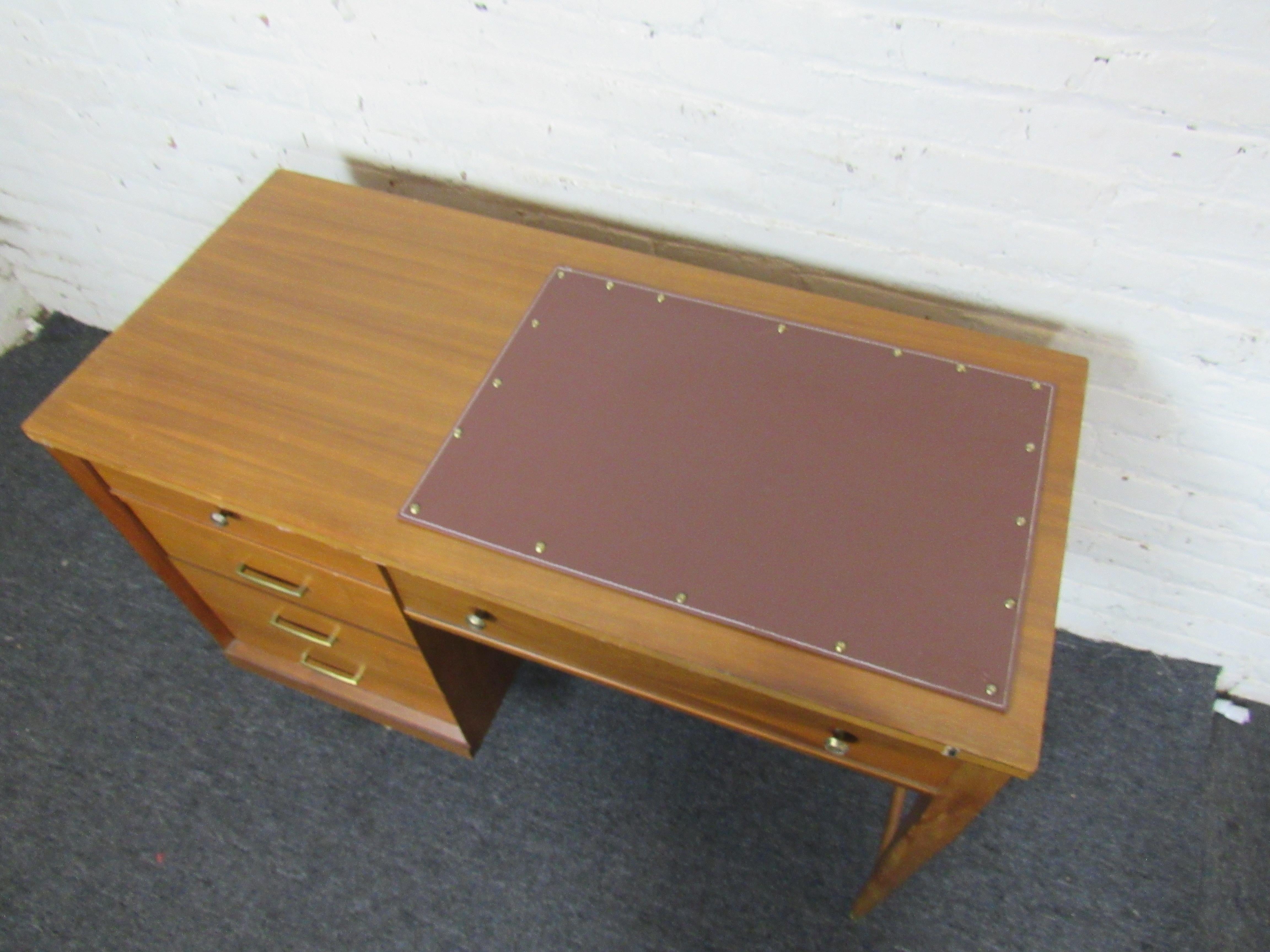 Mid-Century Modern Leather Top Writing Desk For Sale