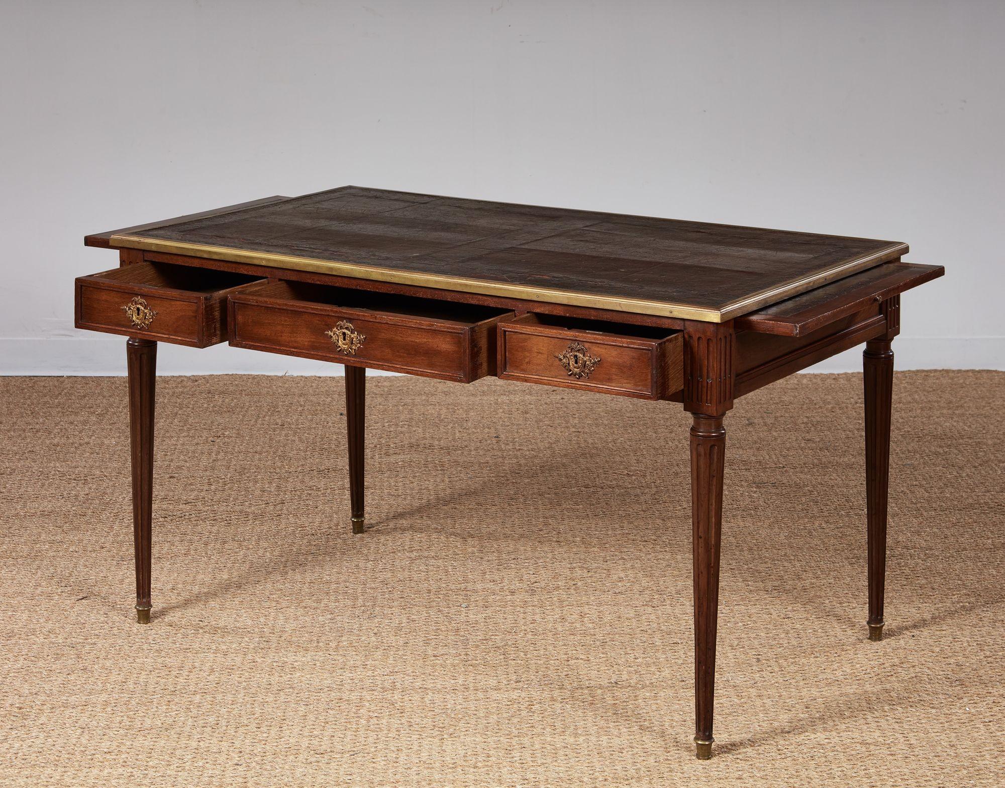 Leather Topped and Brass Trimmed Louis XVI Writing Table For Sale 6