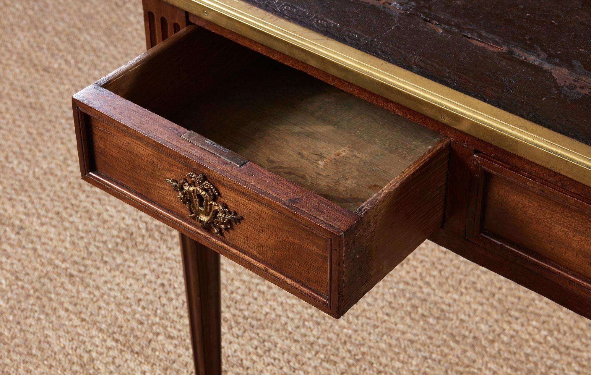 Leather Topped and Brass Trimmed Louis XVI Writing Table For Sale 7