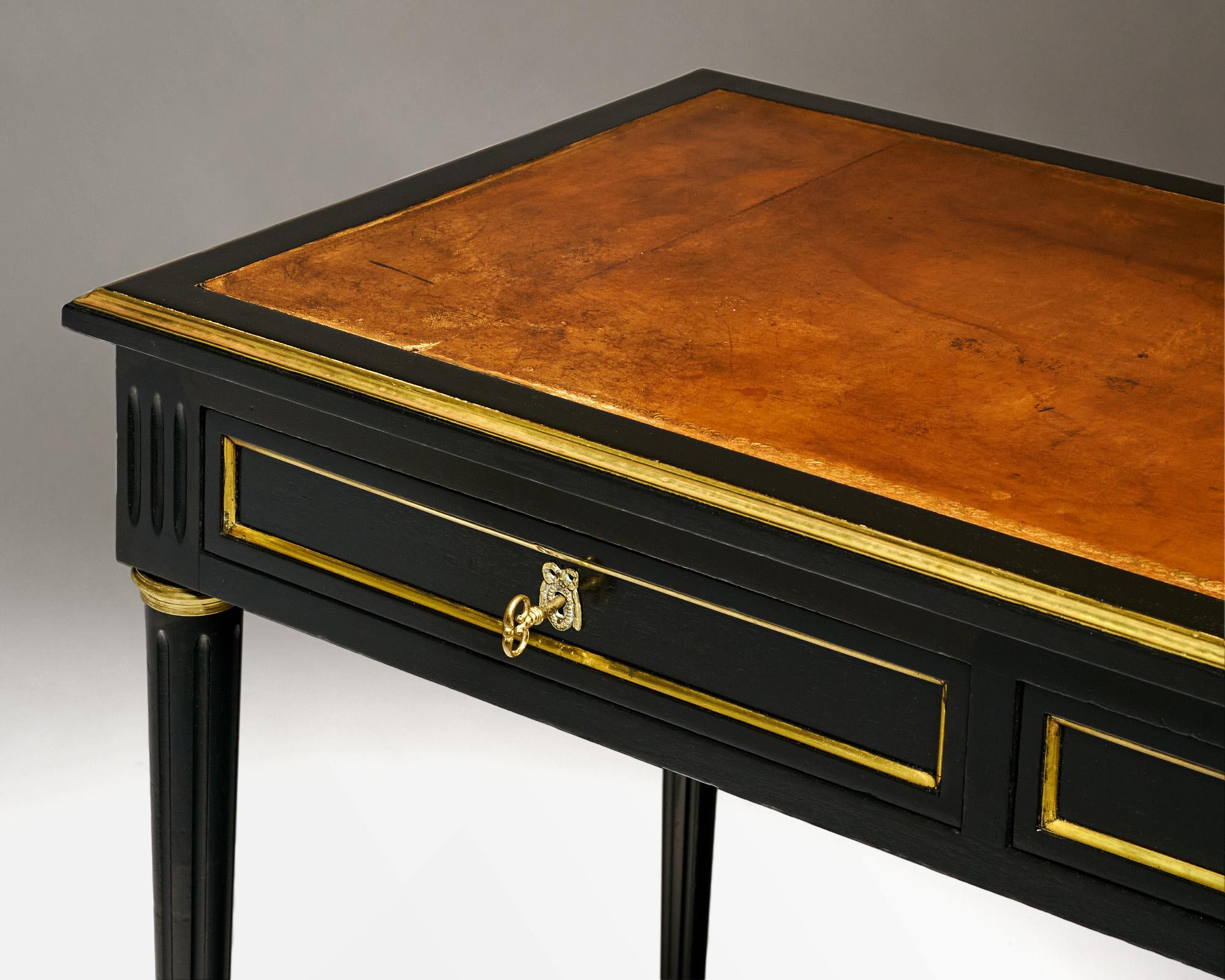 Leather Topped Louis XVI Writing Desk For Sale 3
