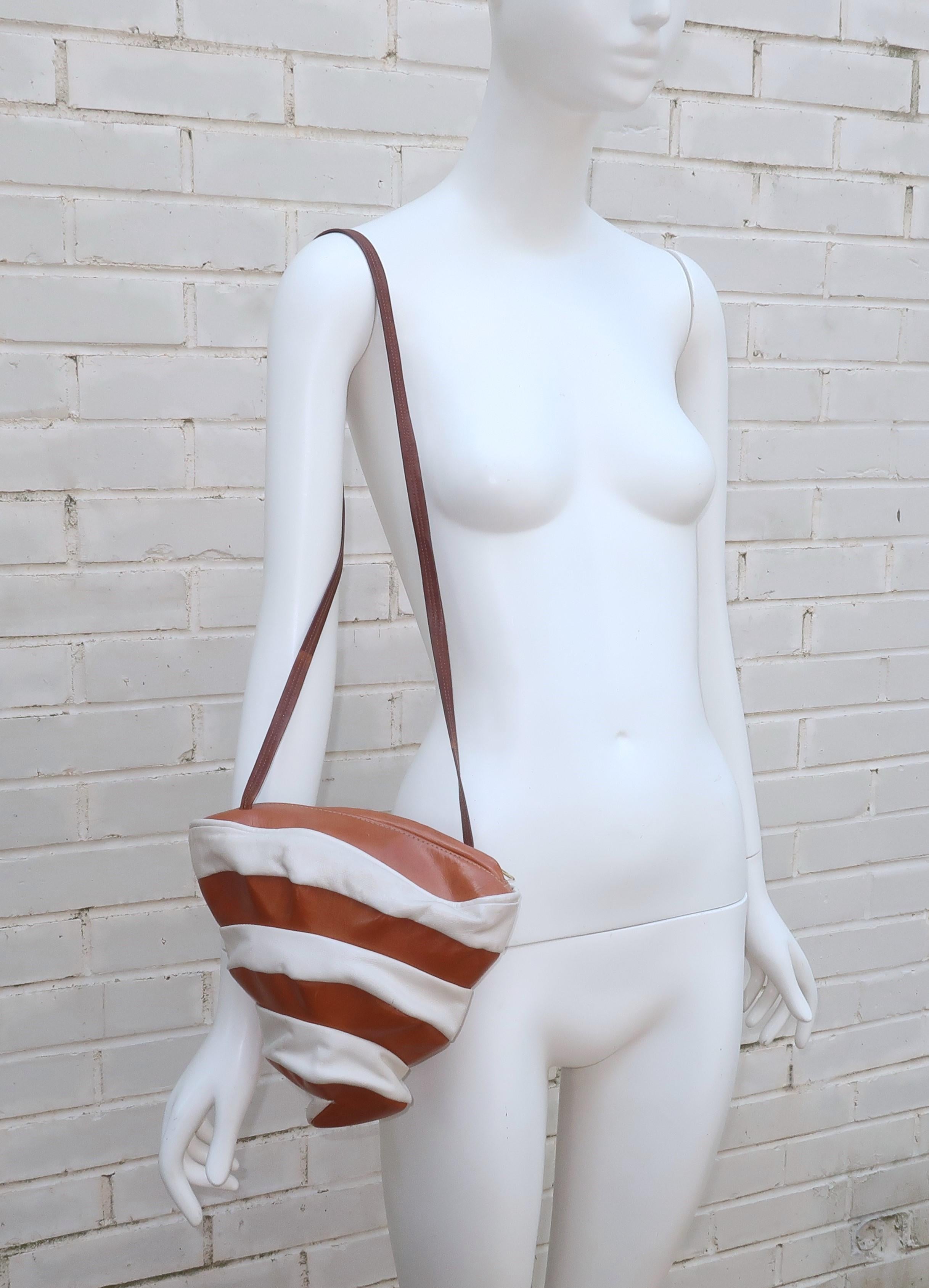 Leather Tornado Shaped Two Tone Handbag, 1980's For Sale 5