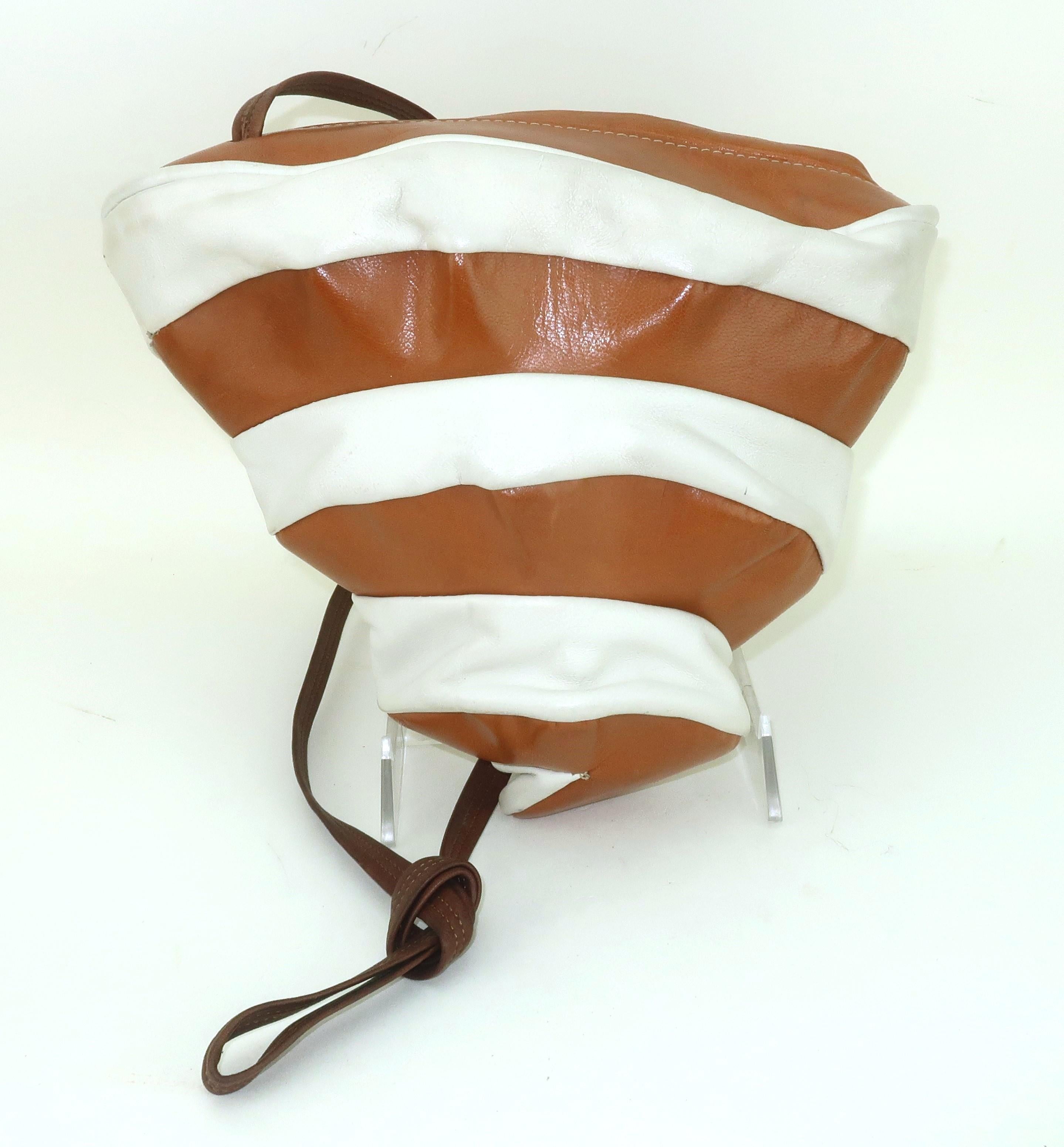 Leather Tornado Shaped Two Tone Handbag, 1980's For Sale 2