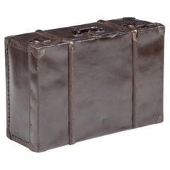 Leather travel bag