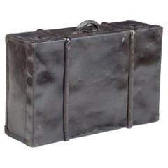 Leather travel bag