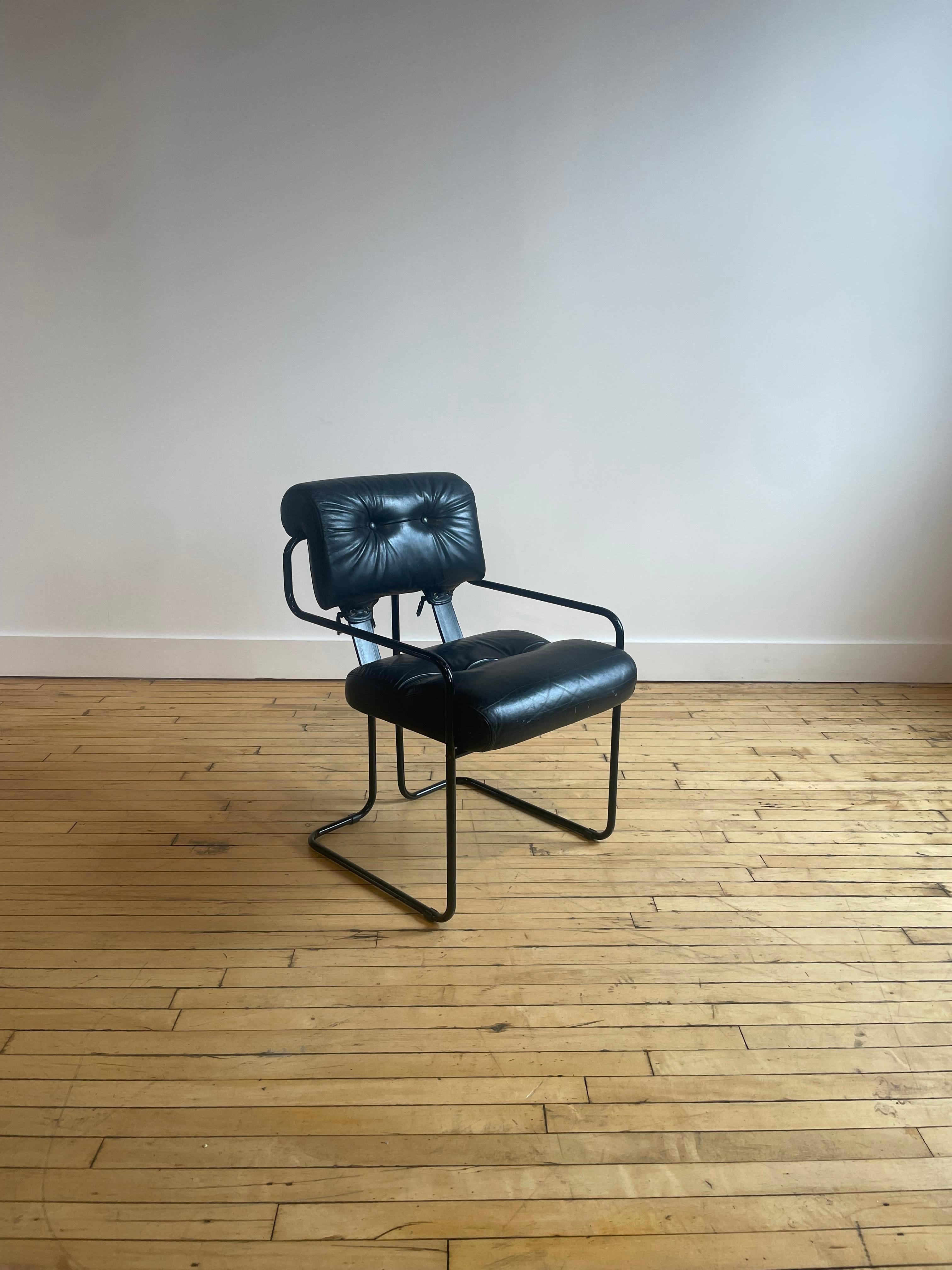 Leather Tucroma Chair by Guido Faleschini for Mariani, Signed For Sale 3