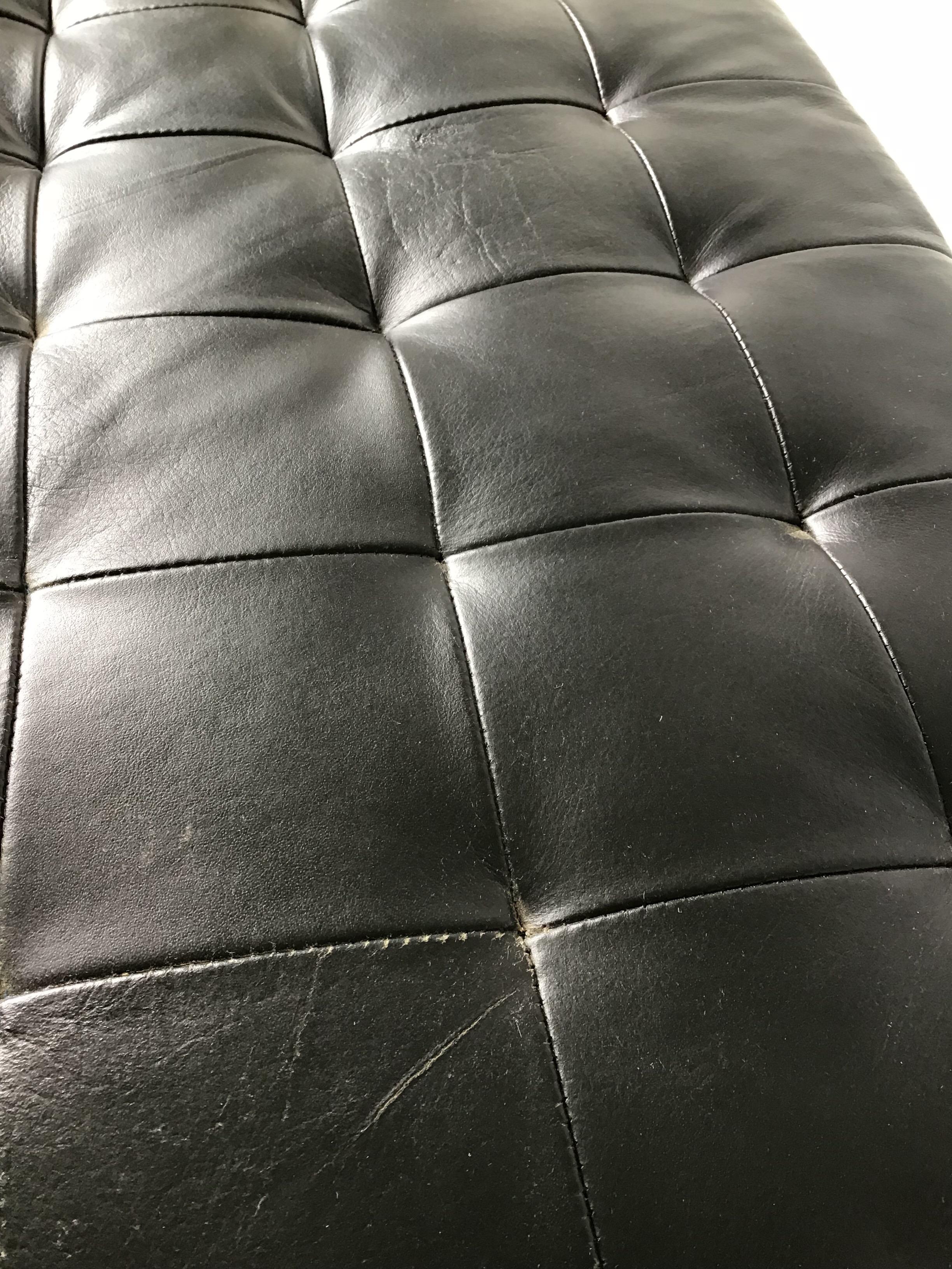 Leather Tufted Metropolitan Musem Bench For Sale 4