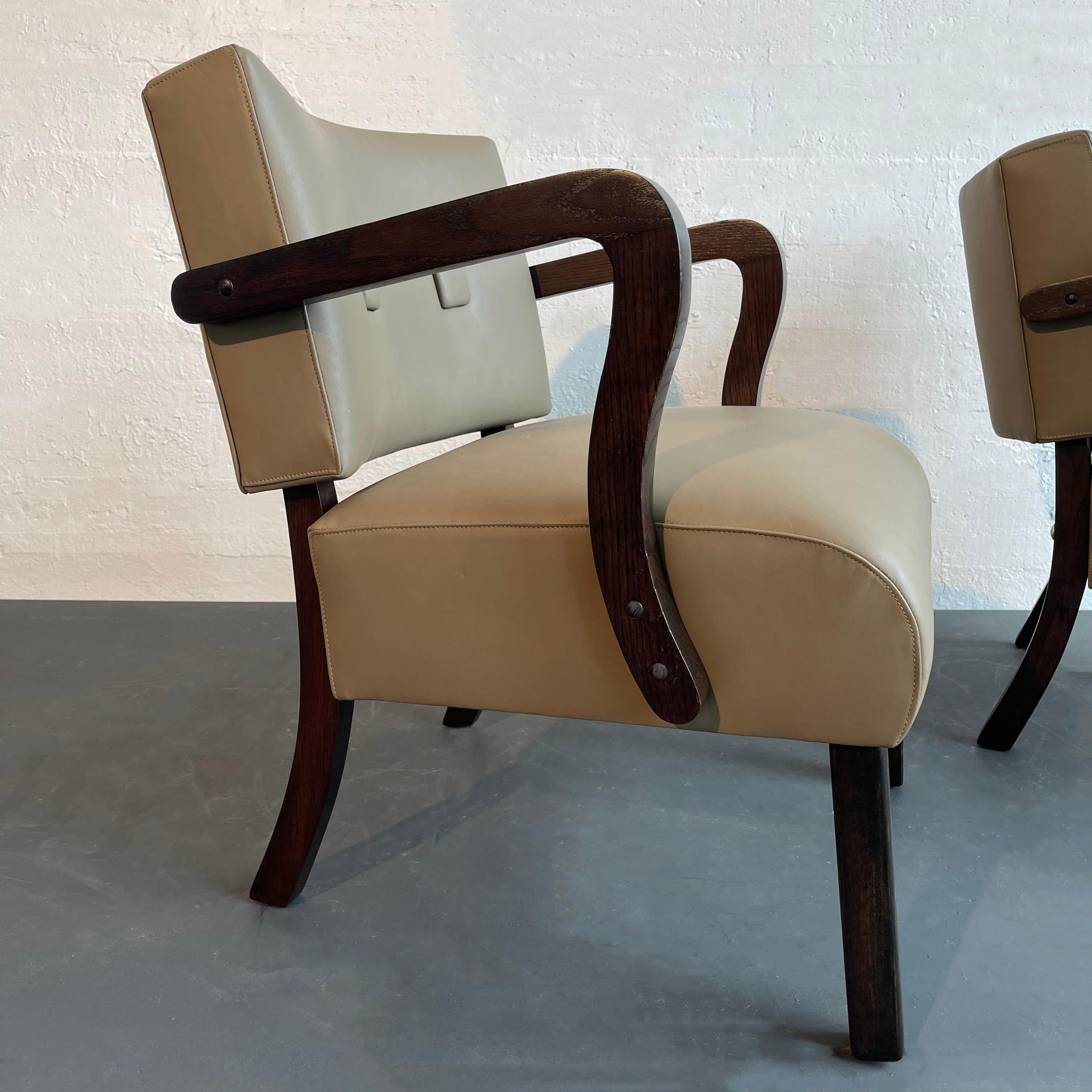Leder gepolsterte Art Deco Bugholz Sessel Circa (20. Jahrhundert) im Angebot