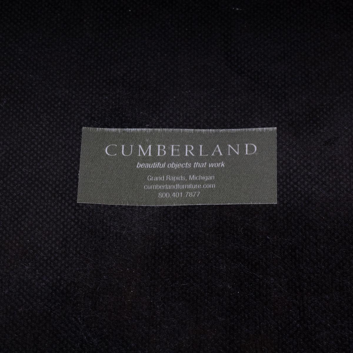 Banc de style campagne en cuir rembourré par Cumberland en vente 5