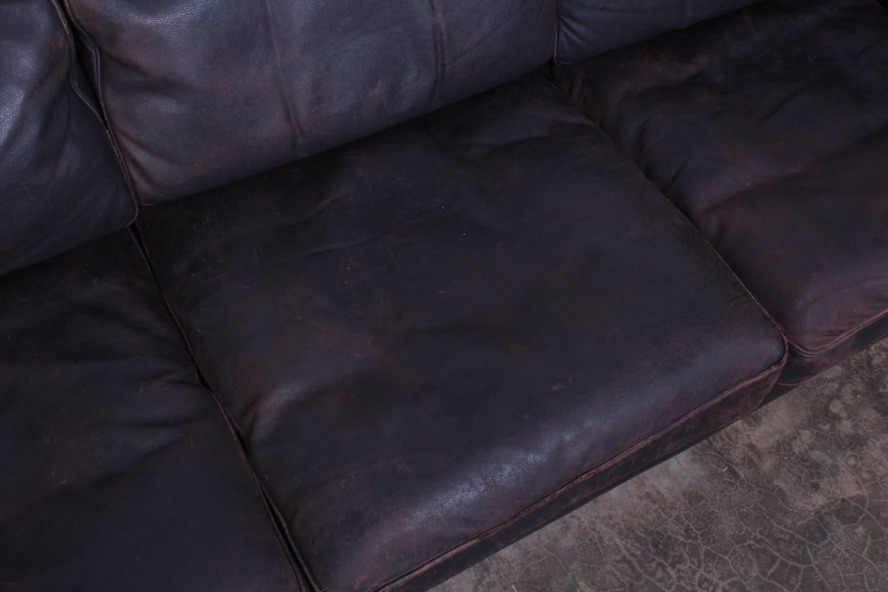 Leather V11 Sofa by Illum Wikkelsø 2