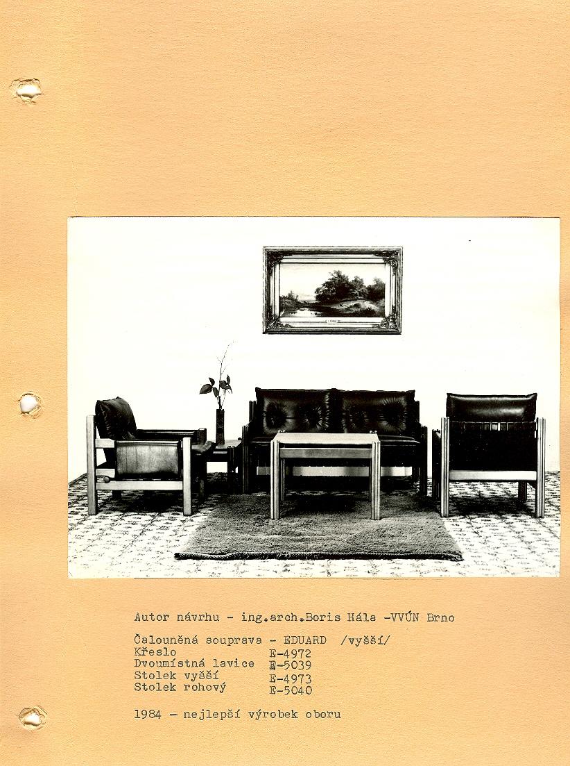 Leather & Walnut Lounge Chair By Boris Hála For Ton, 1980s im Angebot 12