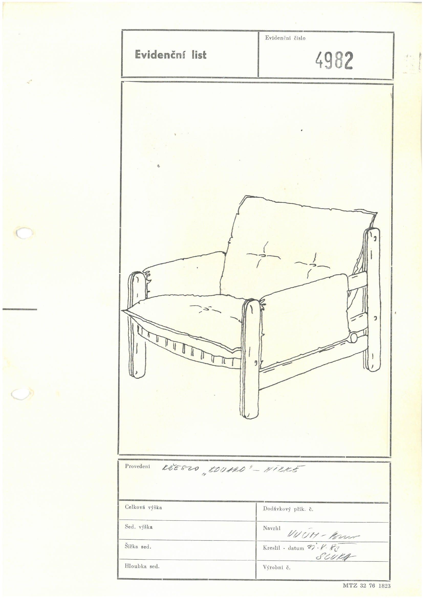 Ein atemberaubender Loungesessel, der in den 1980er Jahren von dem bekannten tschechoslowakischen Architekten Boris Hála für TON entworfen wurde und die zeitlose Eleganz des tschechischen modernen Designs widerspiegelt. Die Originalität dieses