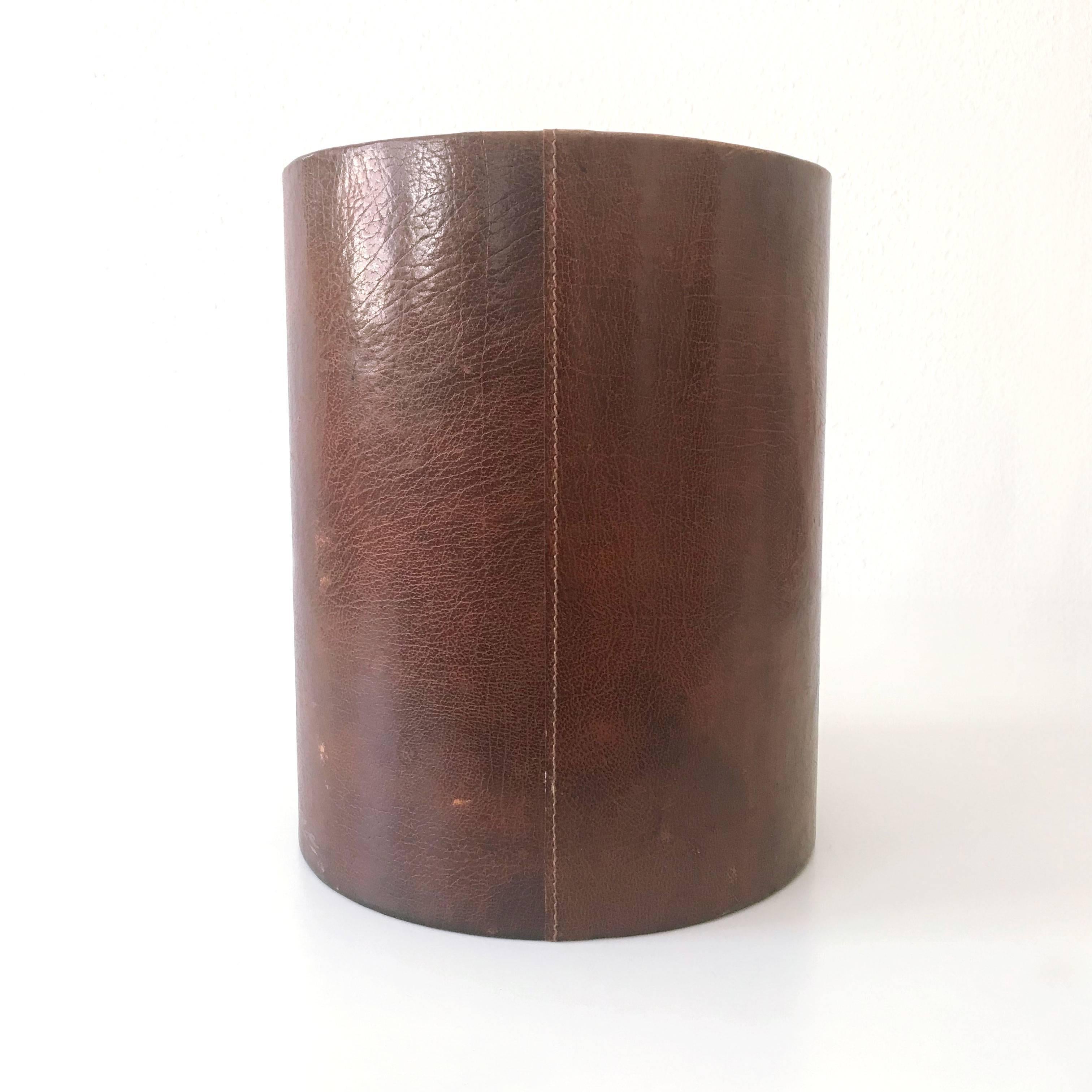 Mid-Century Modern Leather Waste Paper Basket in the Style of Carl Auböck, 1950s