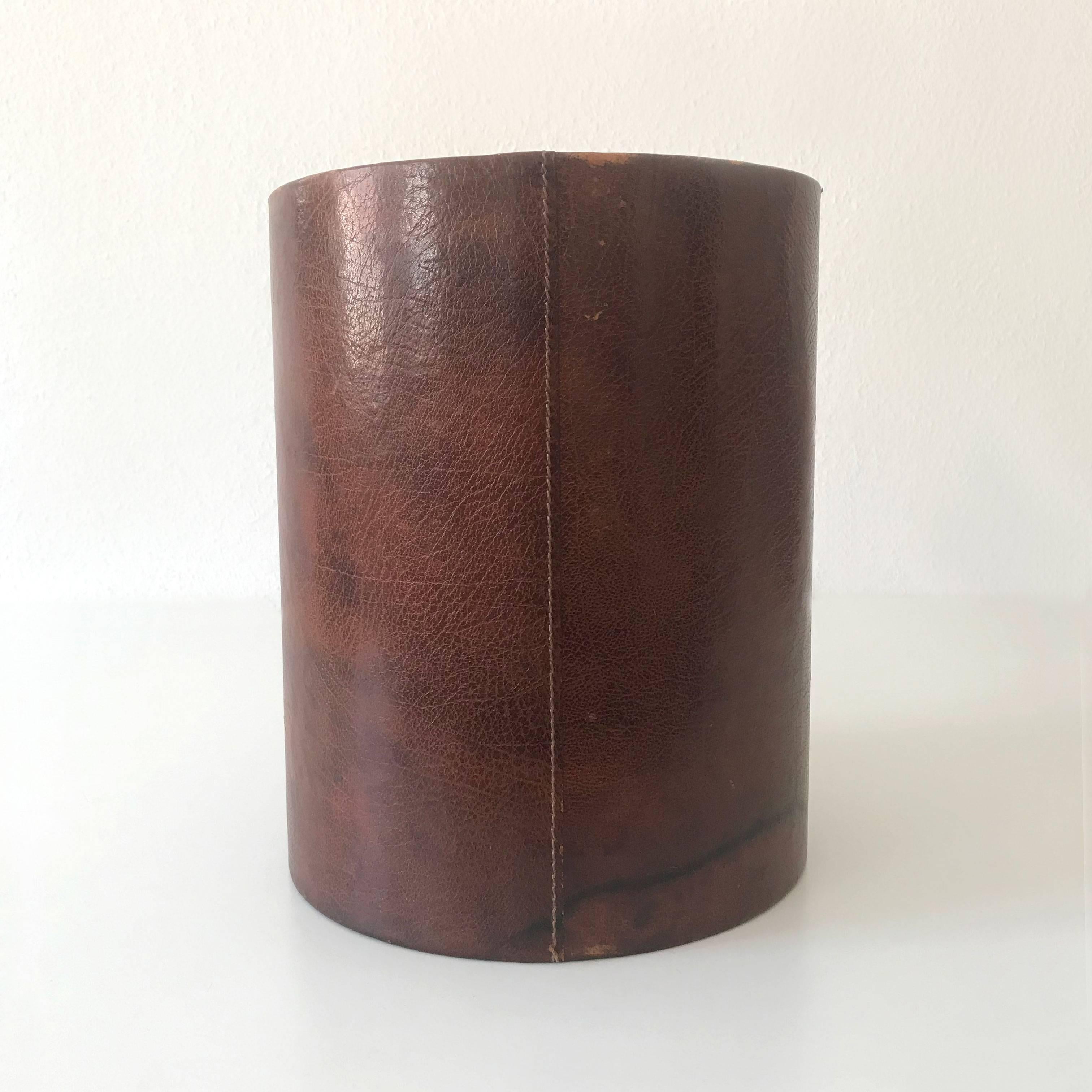 Leather Waste Paper Basket in the Style of Carl Auböck, 1950s In Good Condition In Munich, DE