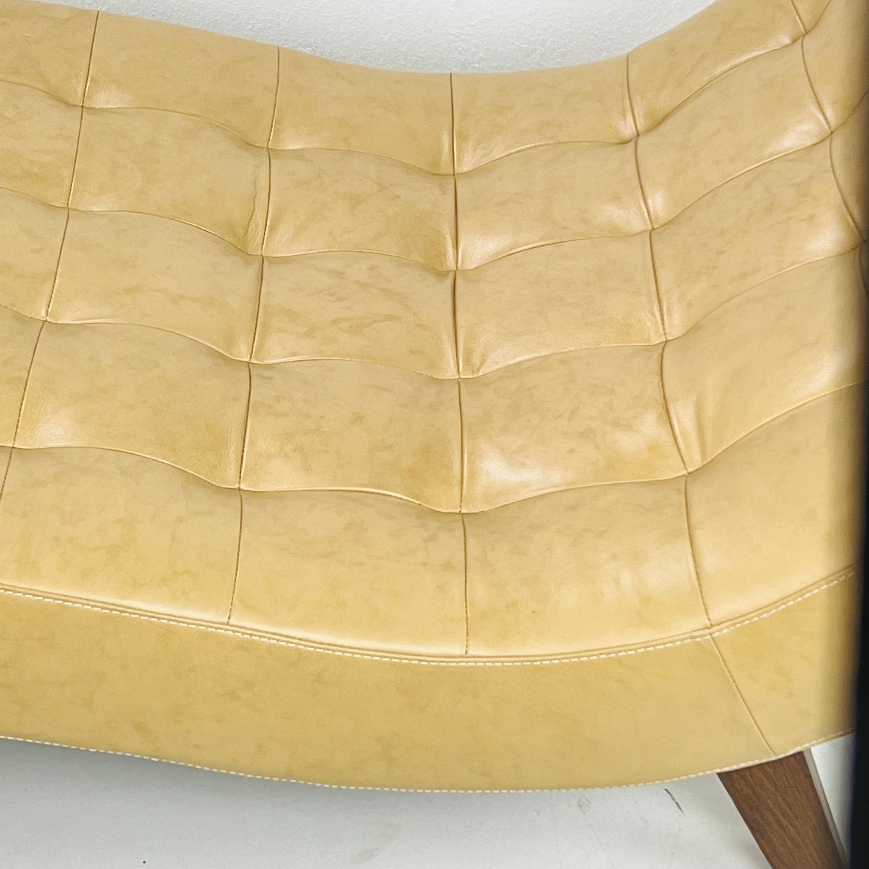 Fauteuil de salon Wave en cuir 6