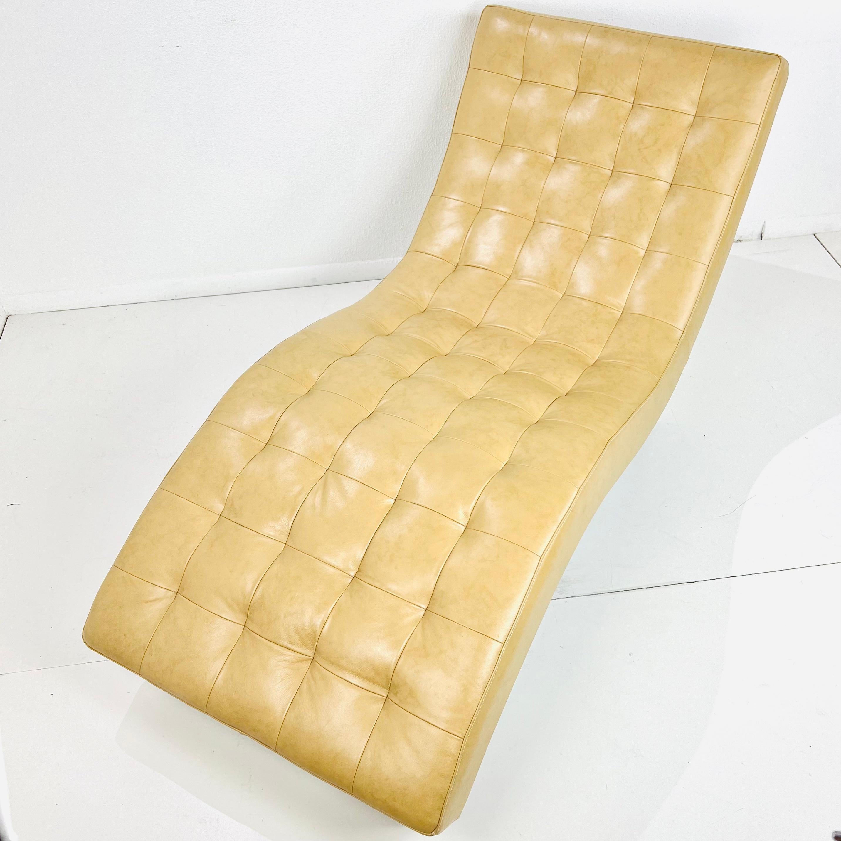 Fauteuil de salon Wave en cuir 9