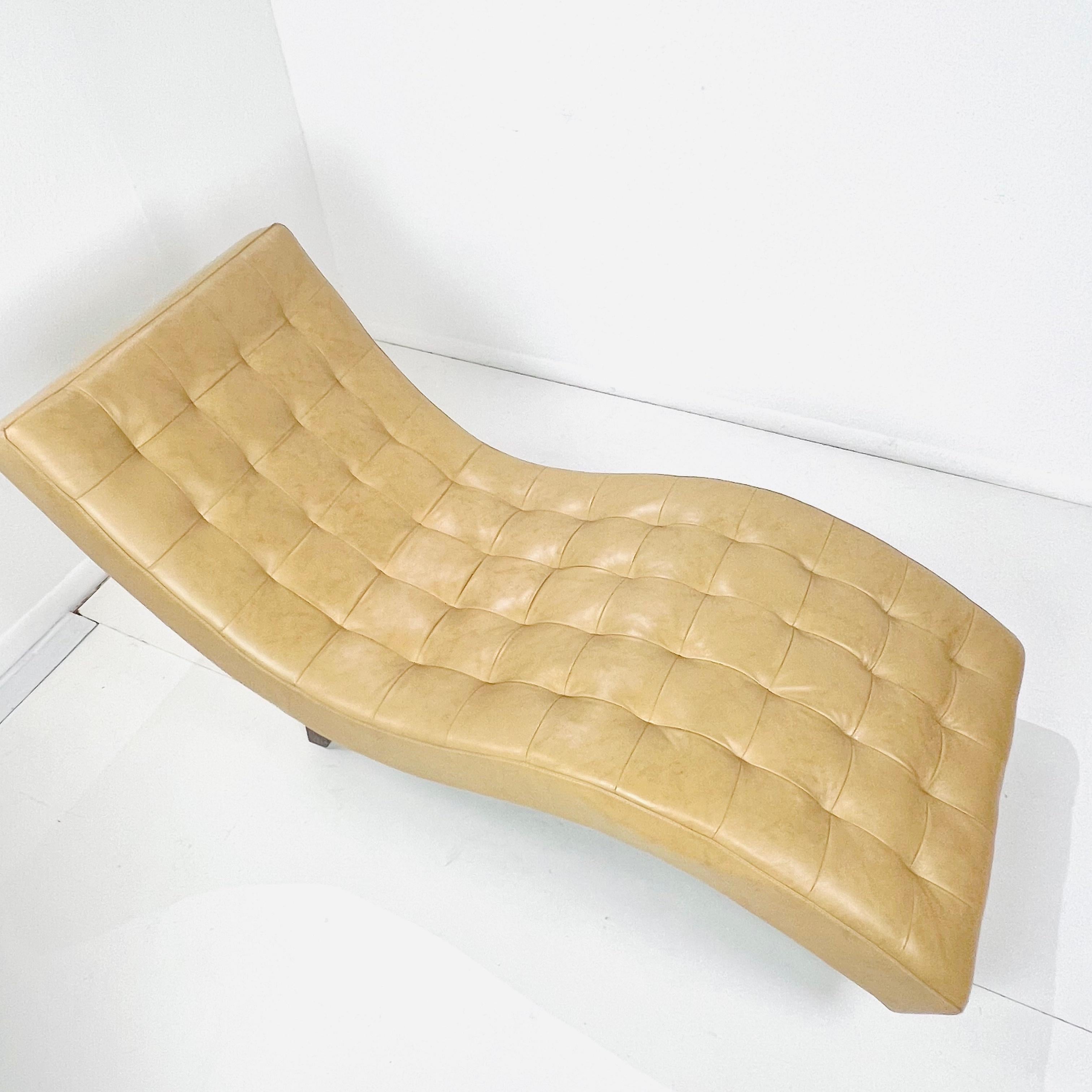 XXIe siècle et contemporain Fauteuil de salon Wave en cuir