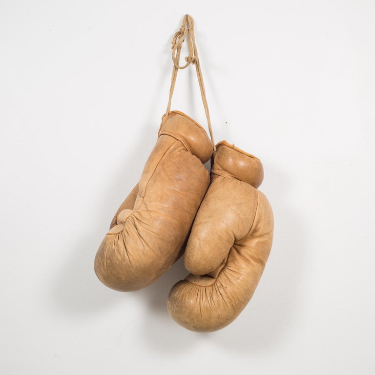 Vintage Leather Markwort Boxing Gloves C.1950