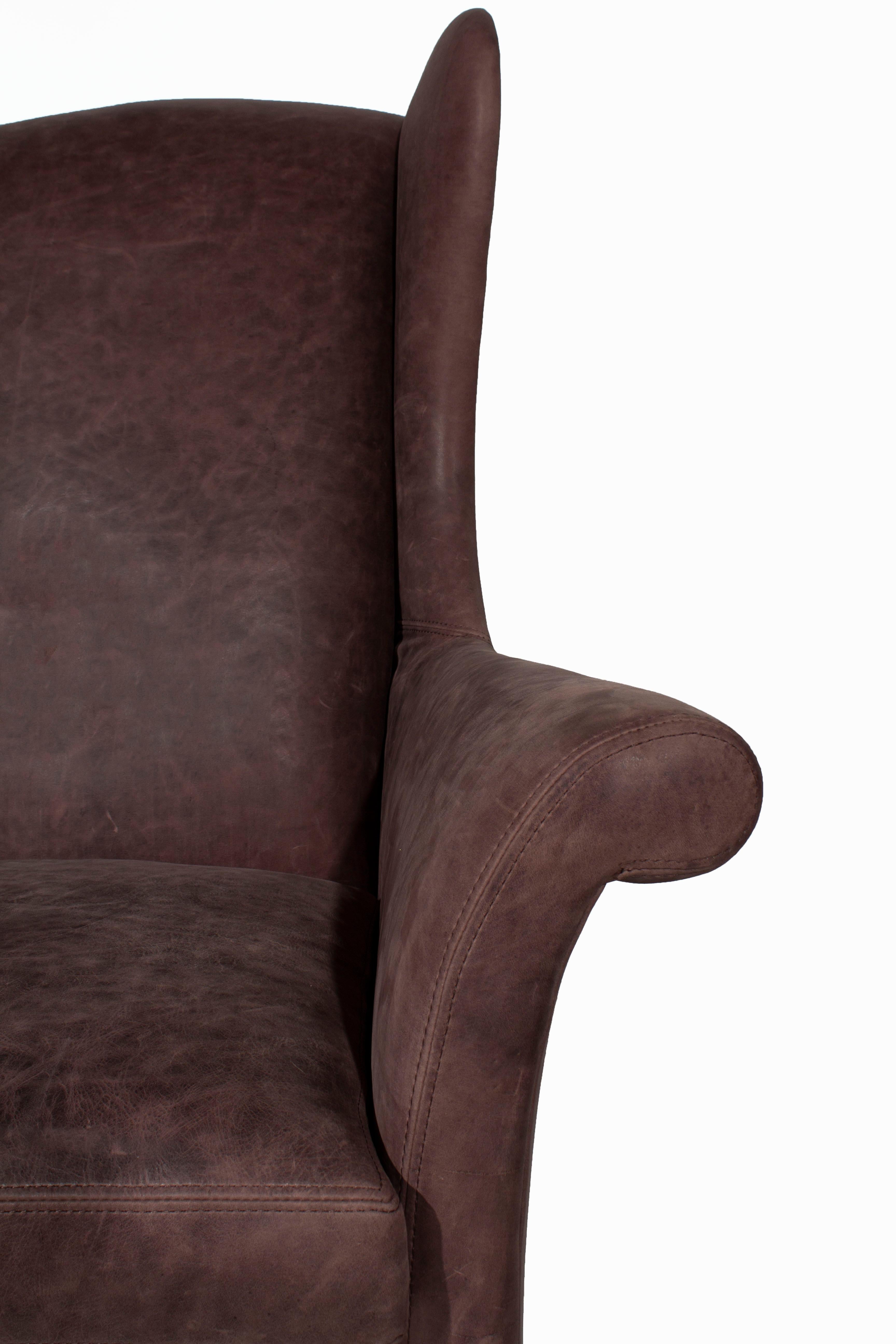 Contemporary Leather Wing Back Executive Chair