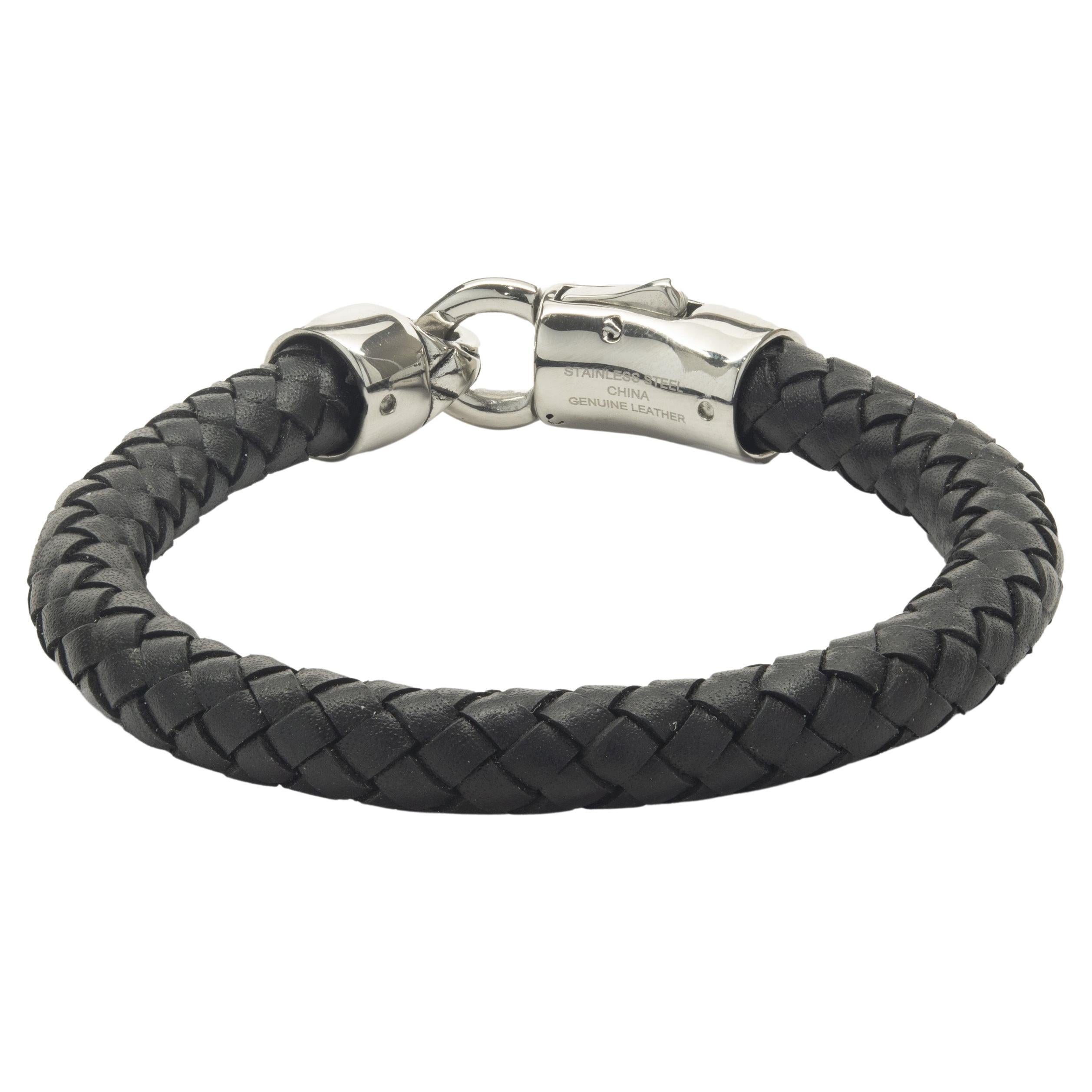 Bracelet enveloppant en cuir avec fermoir en acier inoxydable en vente