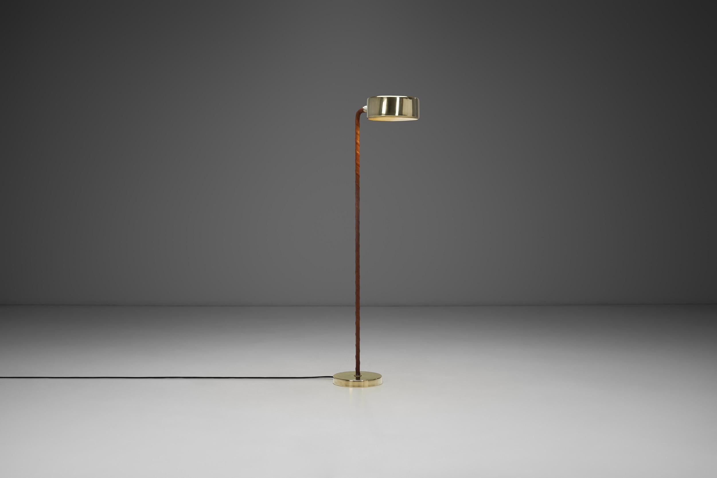 Desde su fundación en 1934, Ateljé Lyktan ha estado a la vanguardia del diseño de iluminación sueco, conocido por su compromiso de combinar la función y la innovación de materiales, manteniendo al mismo tiempo la estética. Fundada por Hans Bergström