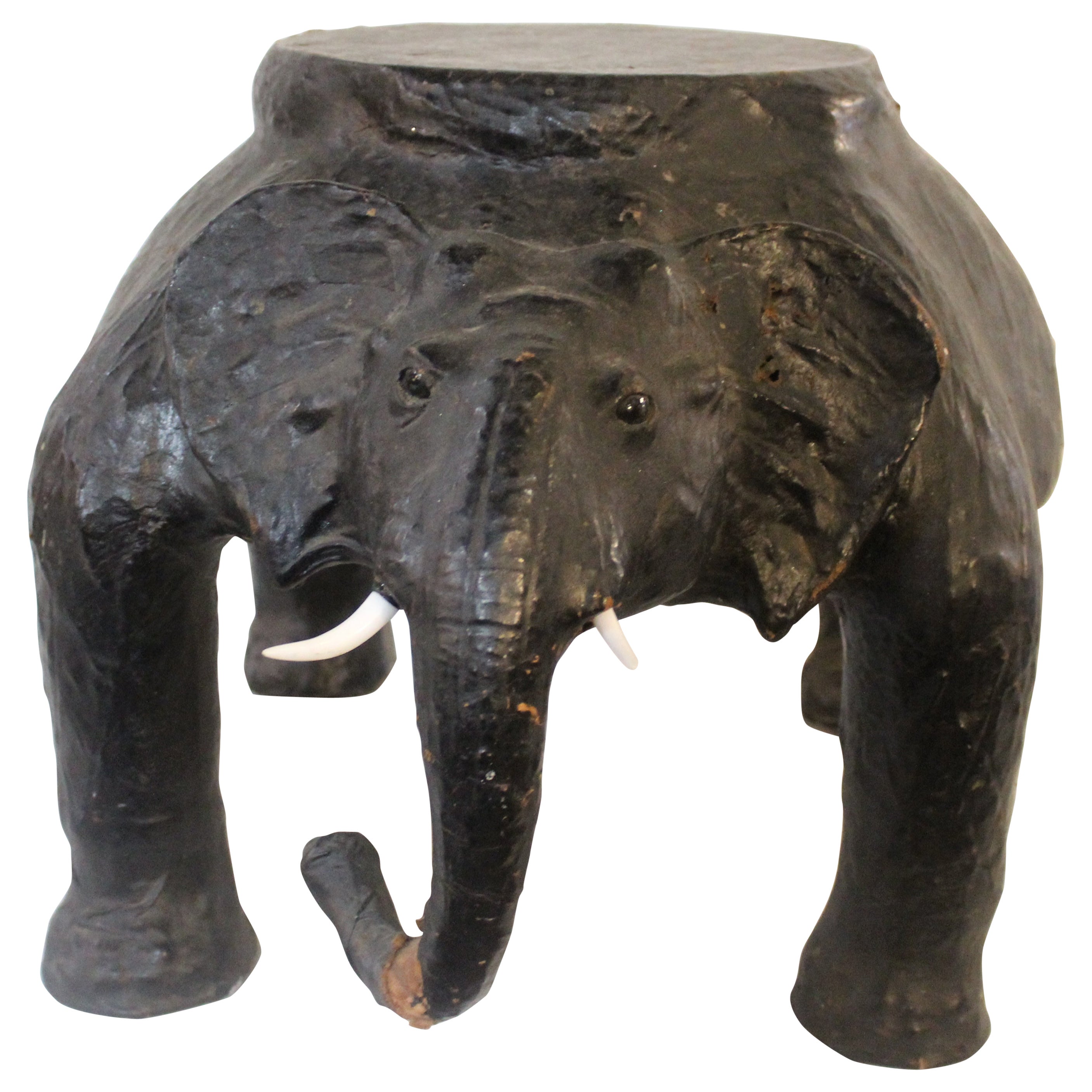 Mesa Elefante Envuelta en Cuero en venta