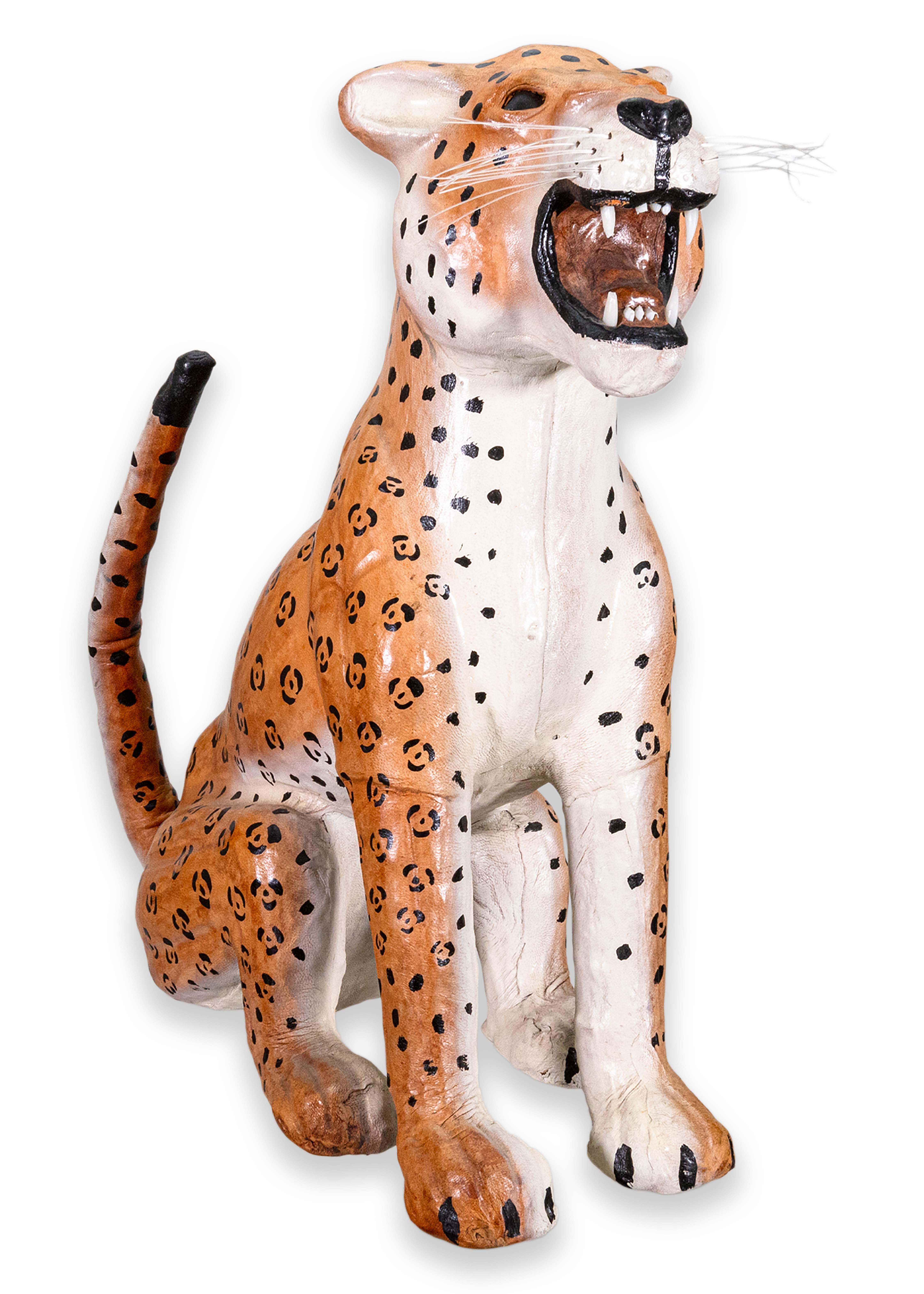 Gatto Ghepardo Vintage Scultura Statua Avvolta in Pelle Hand Made in vendita 5