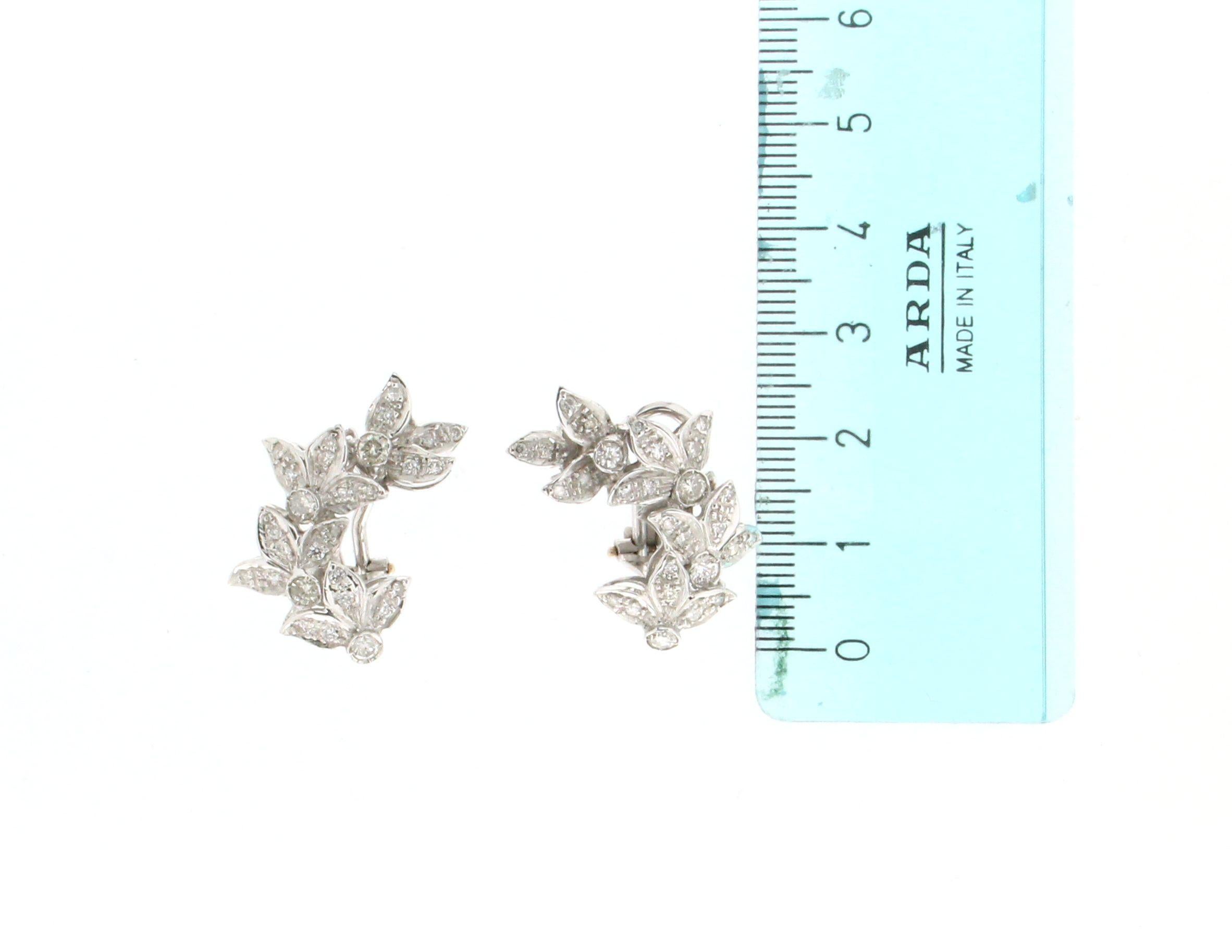 Leaves 18 karat White Gold Diamonds Stud Earrings 4