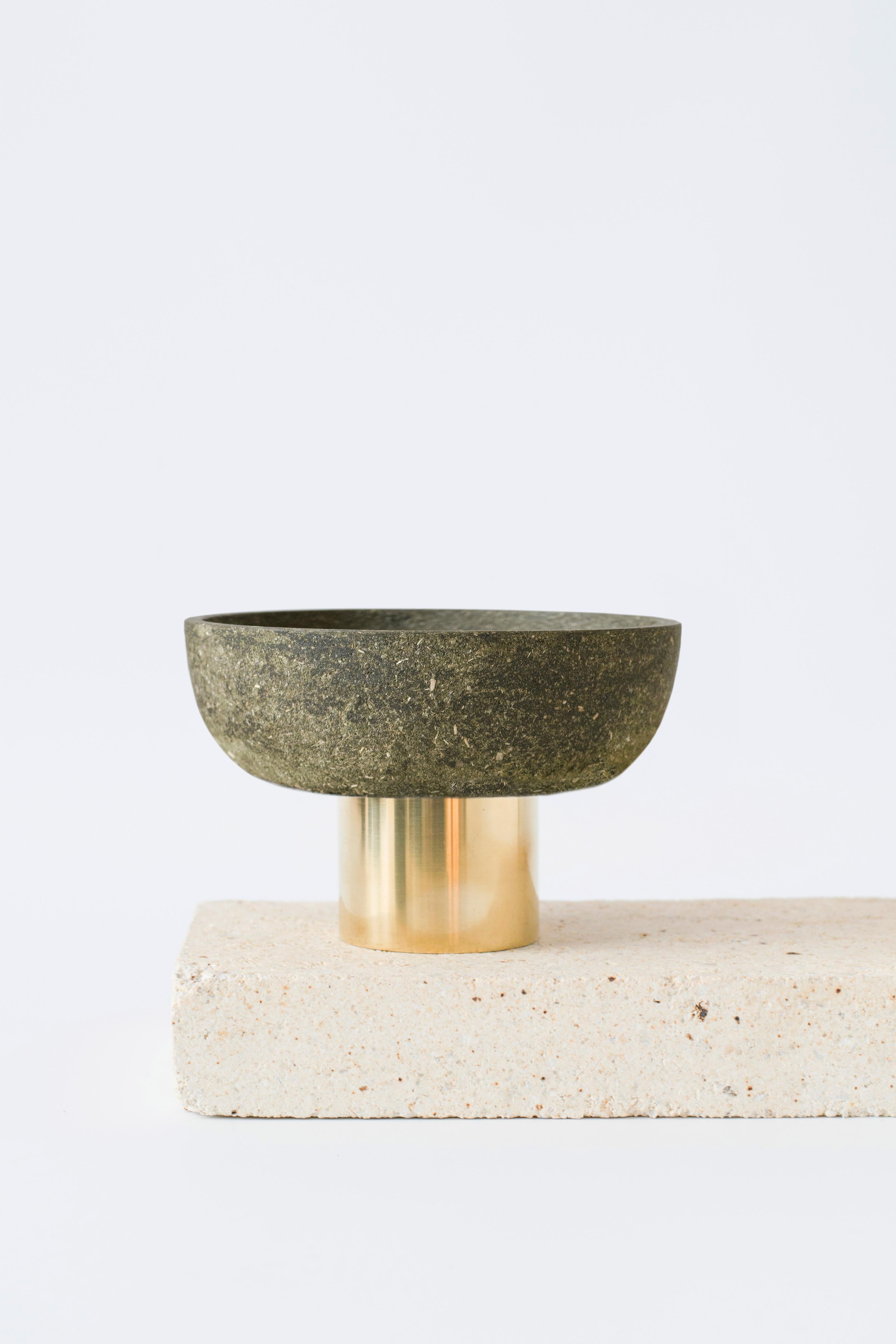 Leaves pedestal bowl by Evelina Kudabaite Studio
Handmade
Materials: tree leaves, brass
Dimensions: H 7.5 x D 12 cm
Colour: green/khaki
Notes: for dry use

Since 2015, product designer Evelina Kudabaite keeps on developing and making GIRIA