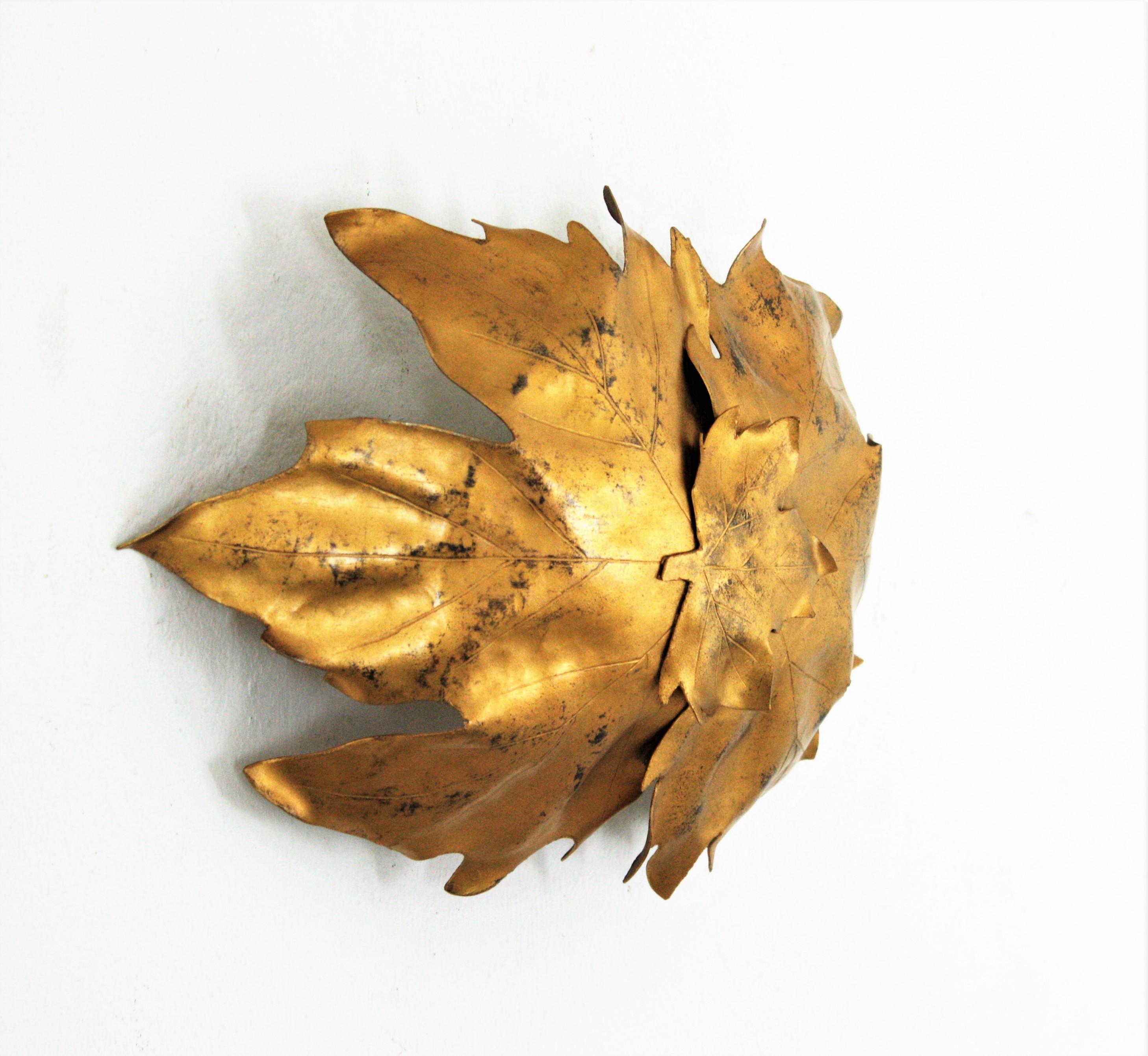 Spanish Leaves Shape Ceiling Light Fixture / Wall Sconce in Gilt Metal, 1960s For Sale