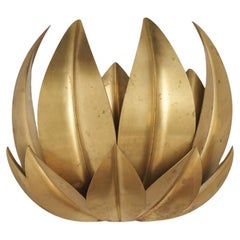 Leaves With Antiquated Brass Finish Wall Sconce