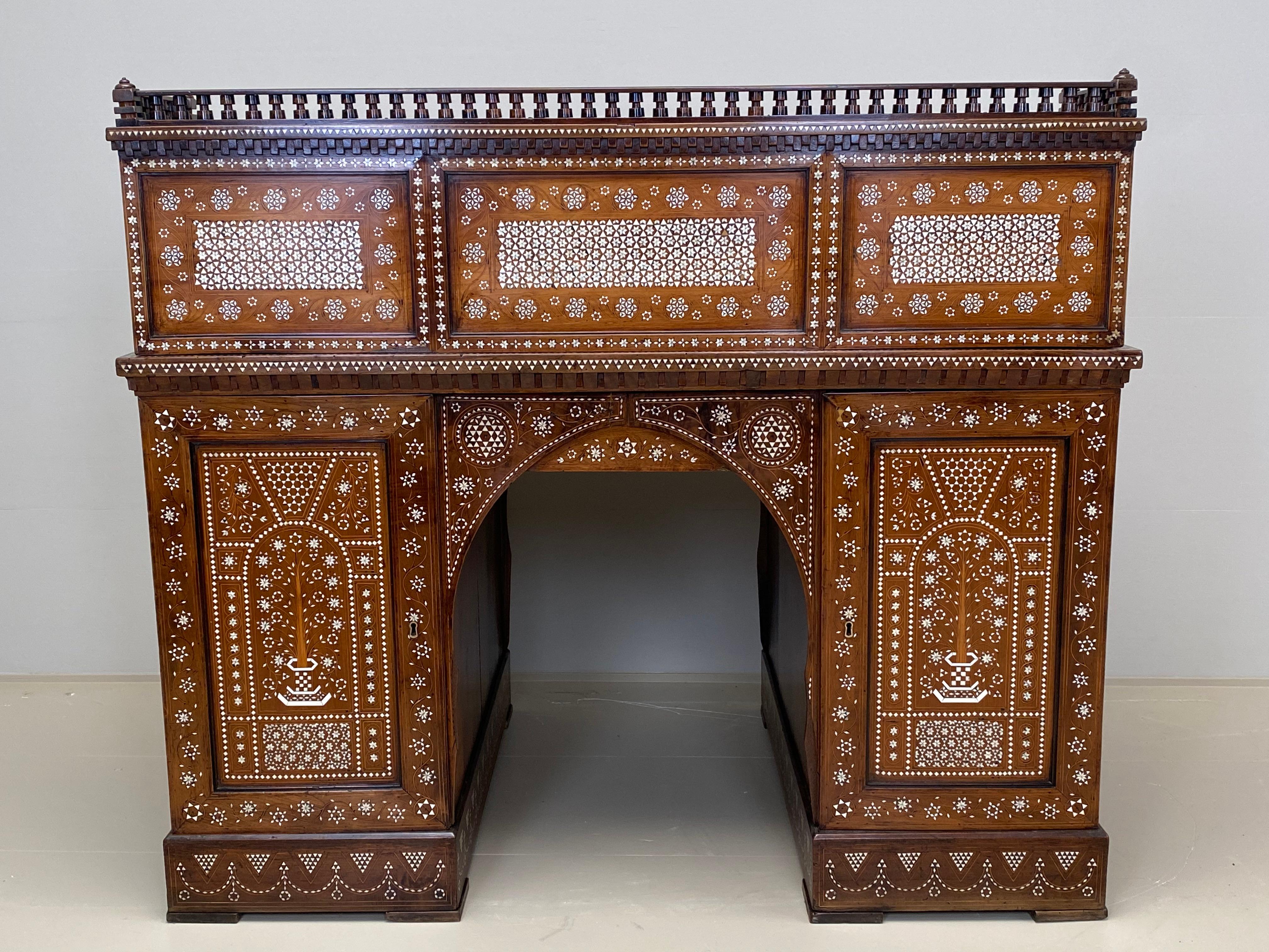 Antique writing desk with inlays and new leather top. Lebanon 1920s. For Sale 4