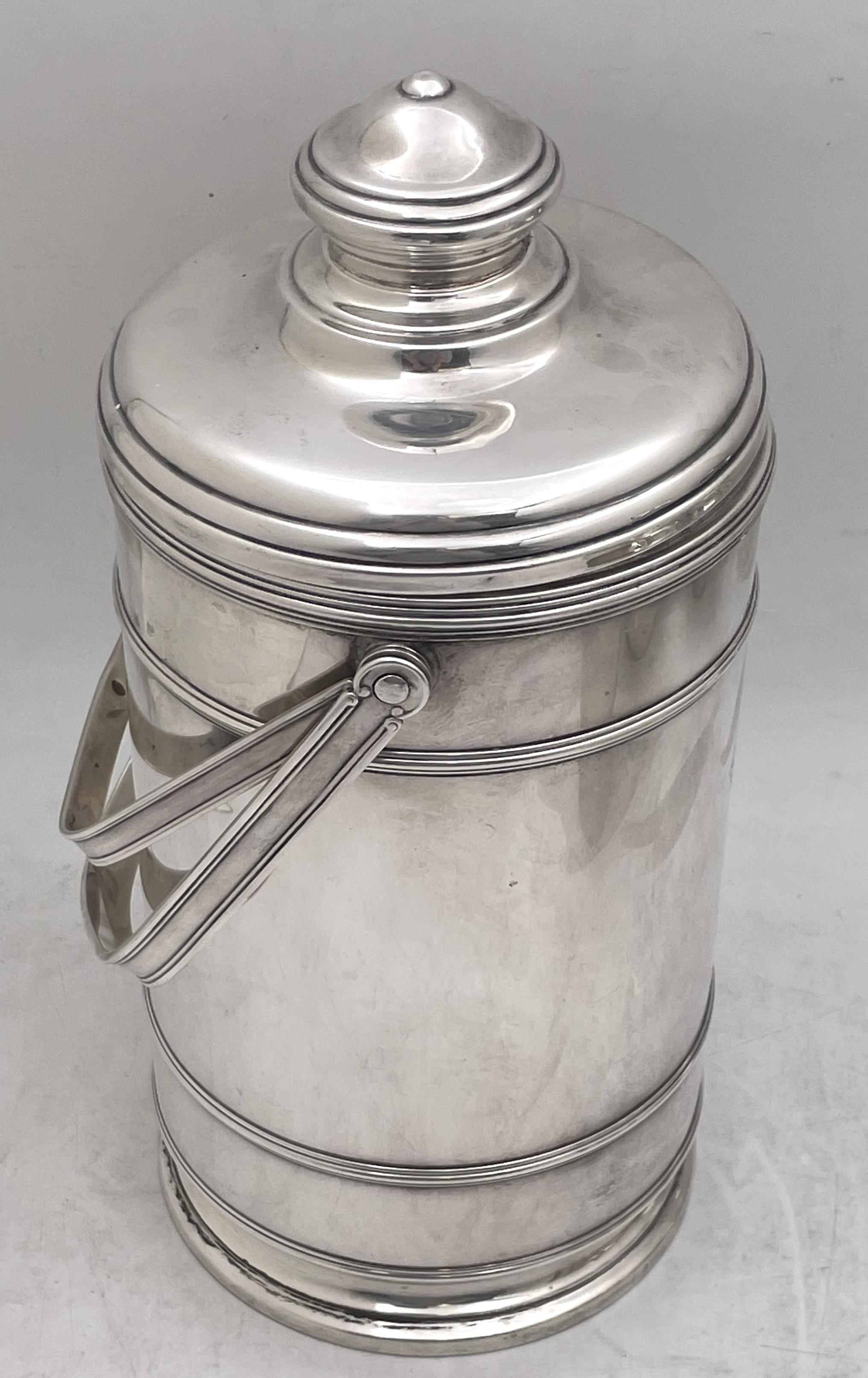 Lebkuecher (for Cartier/ Tiffany?) Sterling Silver Ice Bucket in Art Deco Style In Good Condition For Sale In New York, NY