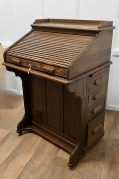 Lebus Art Deco Oak, Restaurant Roll Top Desk Greeting Station
