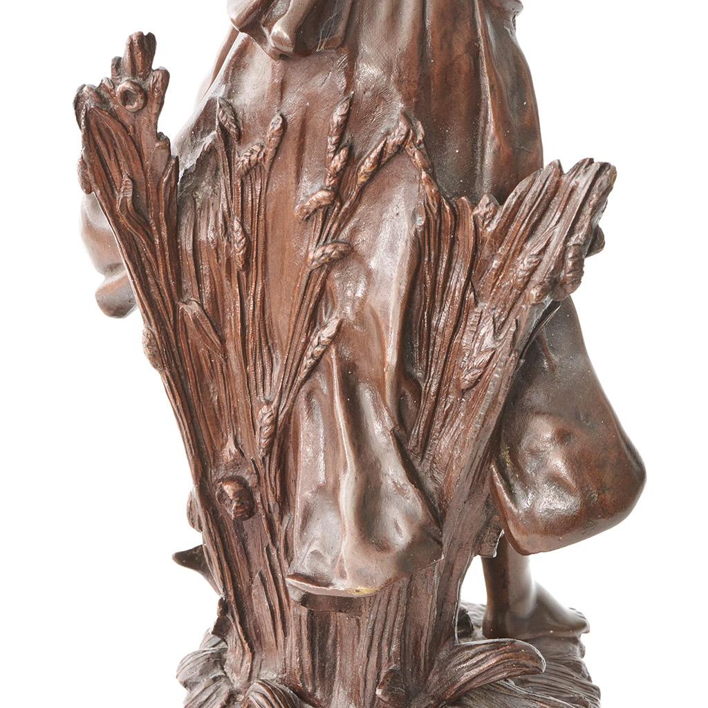 'L'Echo' An Art Nouveau bronze sculpture by Mathurin Moreau For Sale 5