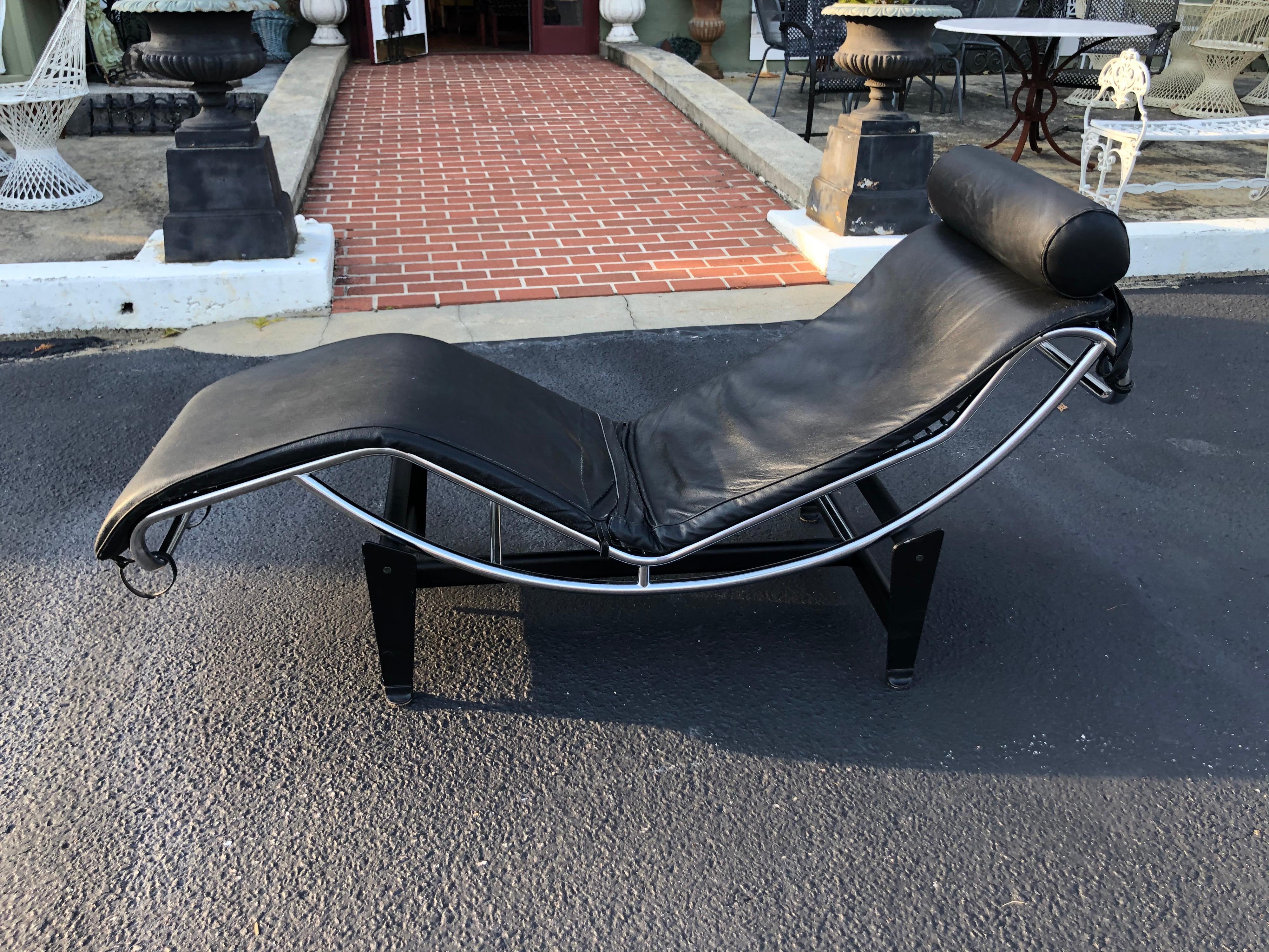 LeCorbusier LC4 Chaise Lounge with Black Leather 3