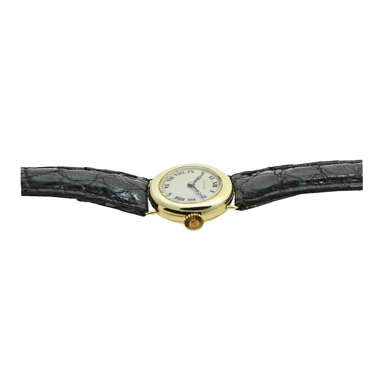 LeCoultre 14 Karat Solid Gold Art Deco Ladies Wrist Watch, circa 1920s For Sale 3