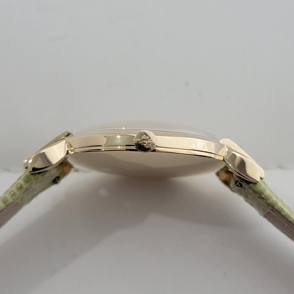 Reloj de vestir LeCoultre de oro macizo de 18 quilates de 33 mm para caballero de los años 50 Gambler de cuerda manual RA649 en venta 6