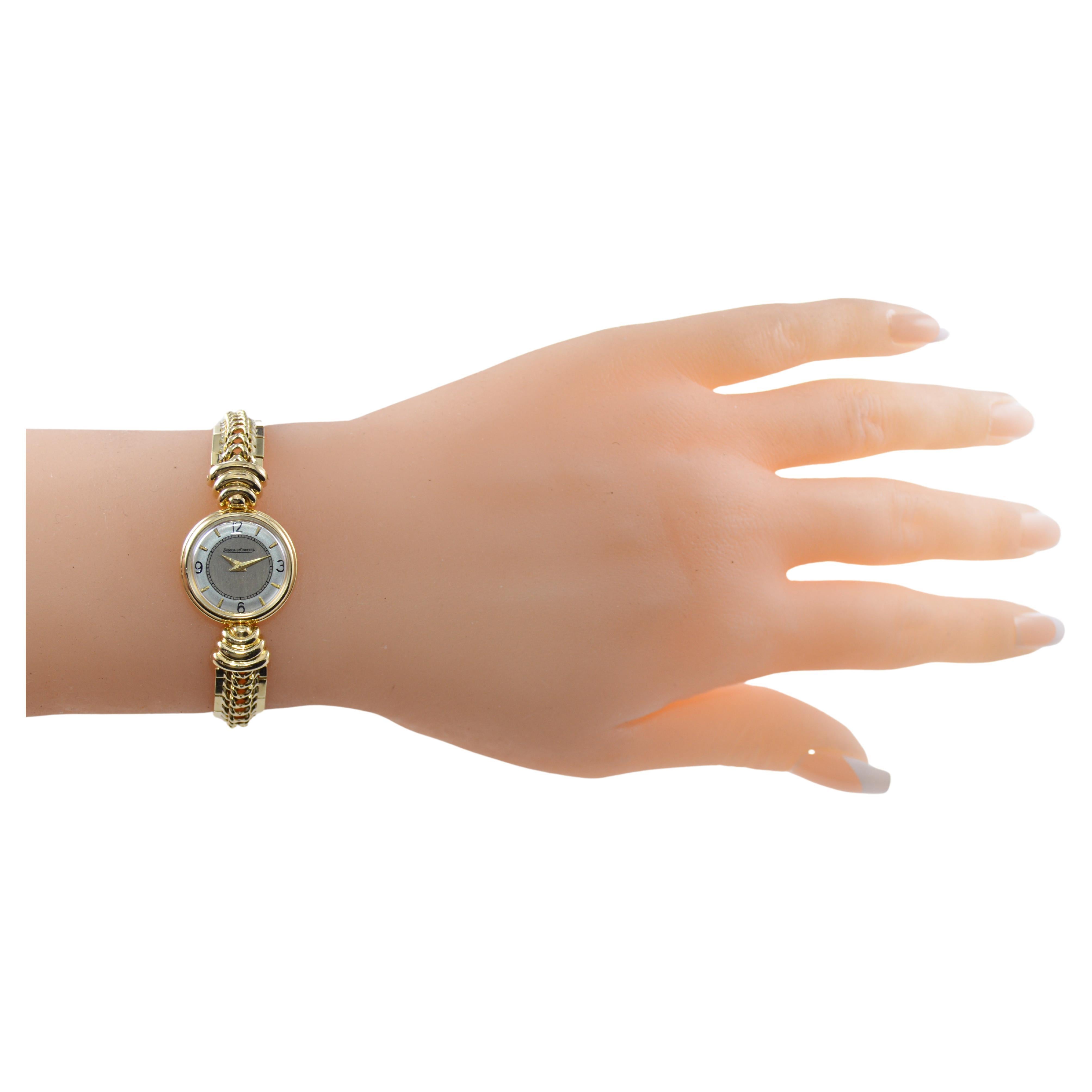 LeCoultre 18Kt. Montre The Moderns pour dames avec bracelet en or en vente 8