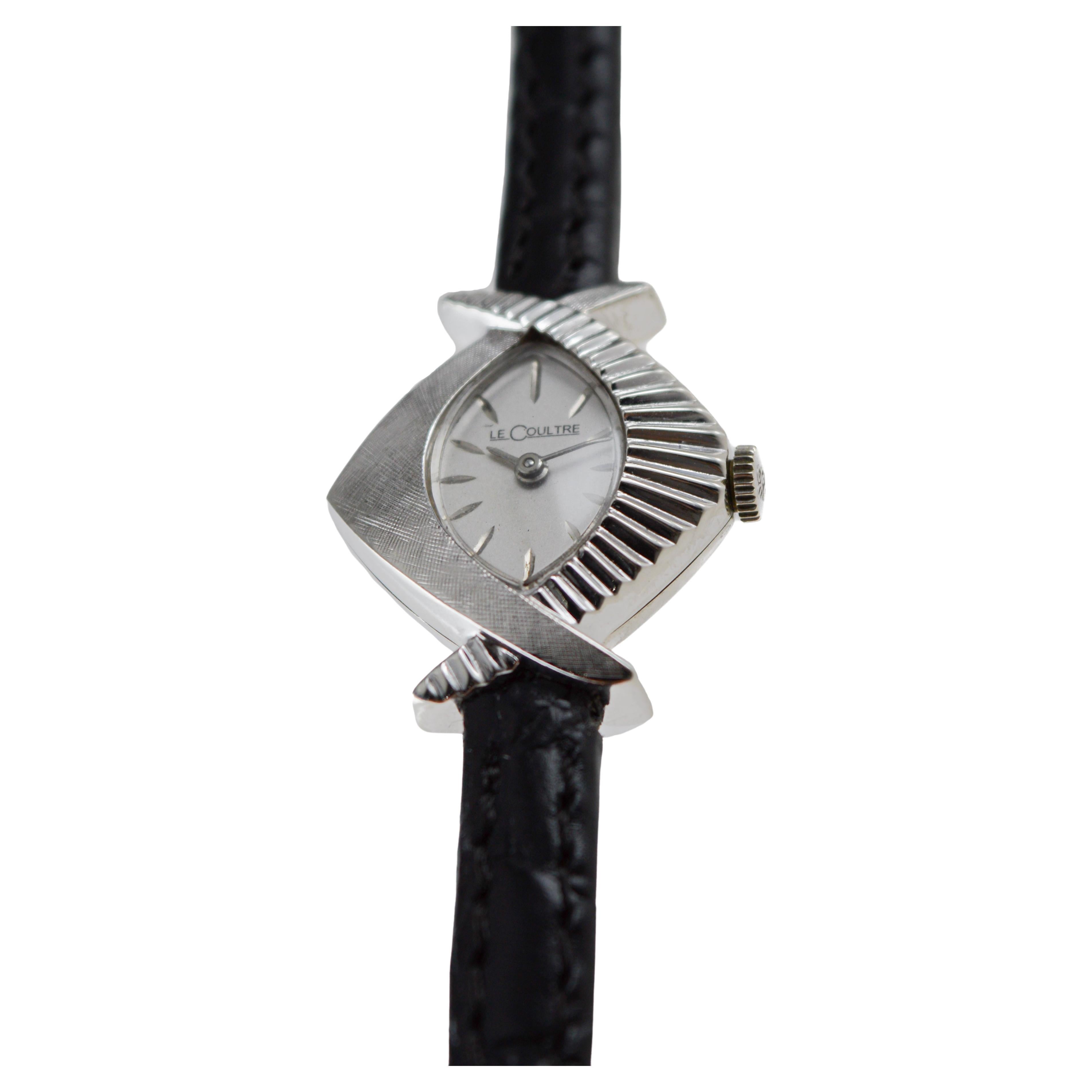 LeCoultre Ladies 14 Karat White Gold Midcentury Watch Art Deco Watch 1950's 4